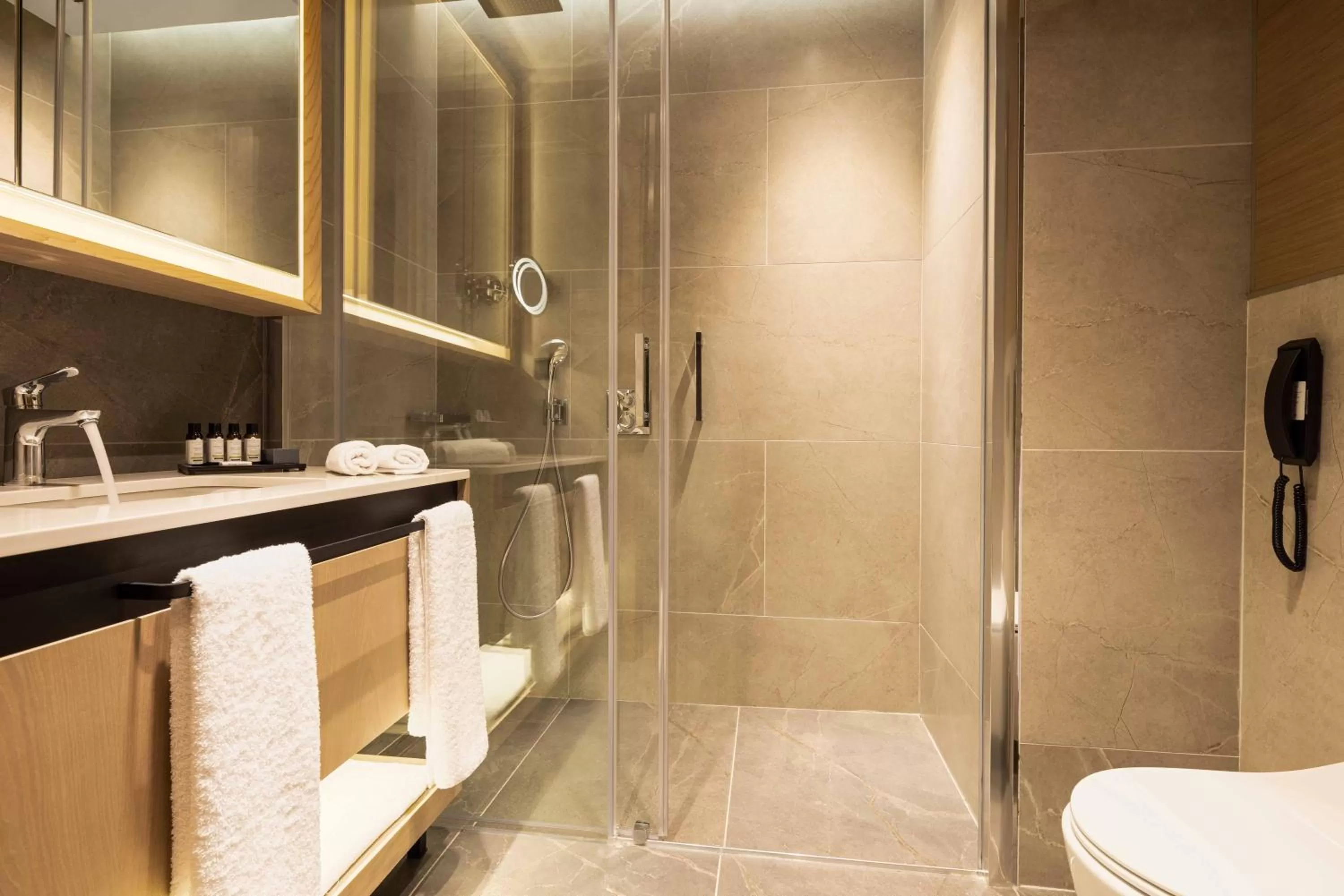 Shower in Movenpick Living Istanbul Camlivadi