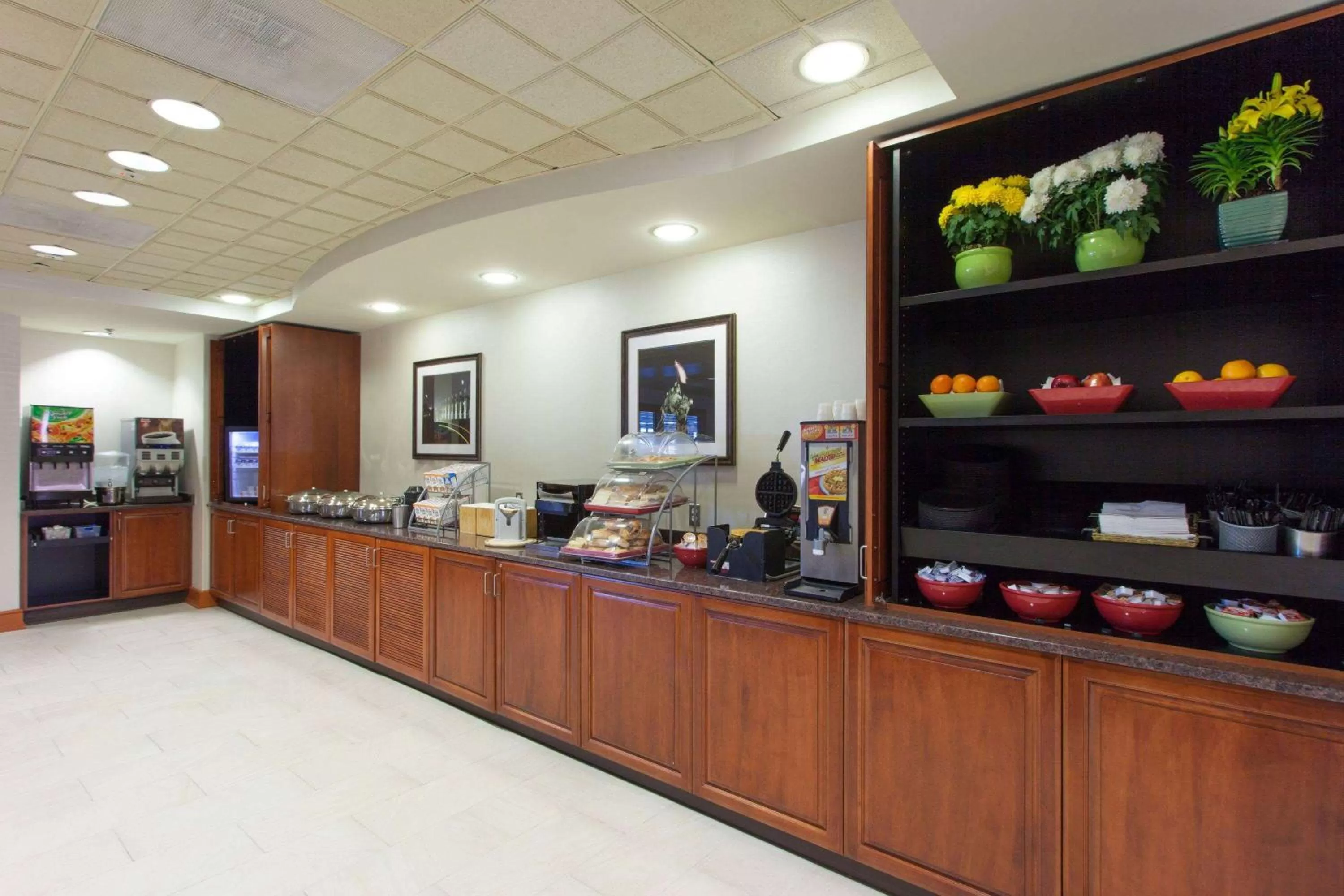 Breakfast in Wingate by Wyndham - Dulles International