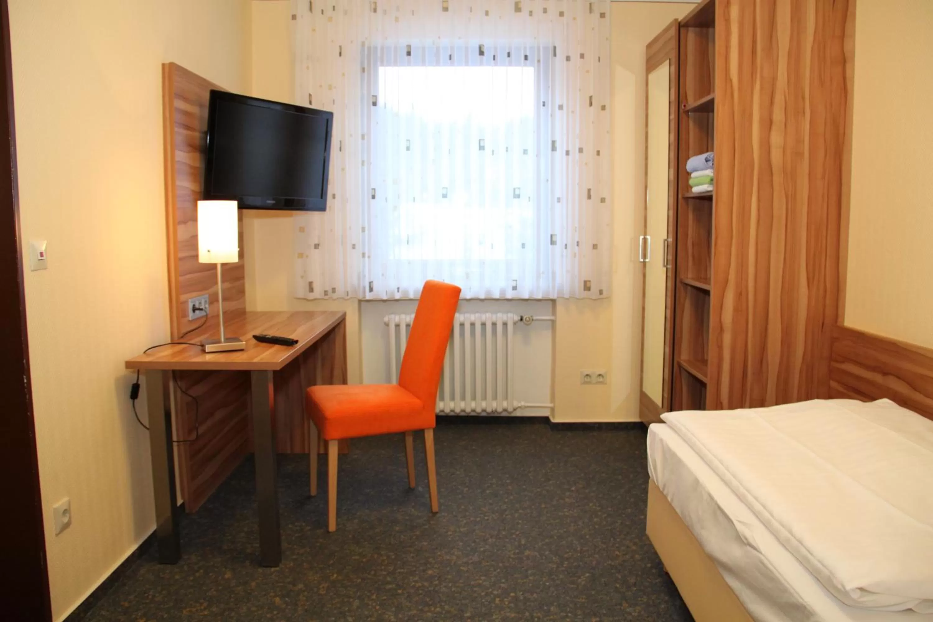 TV and multimedia, Bed in Landhotel Karrenberg