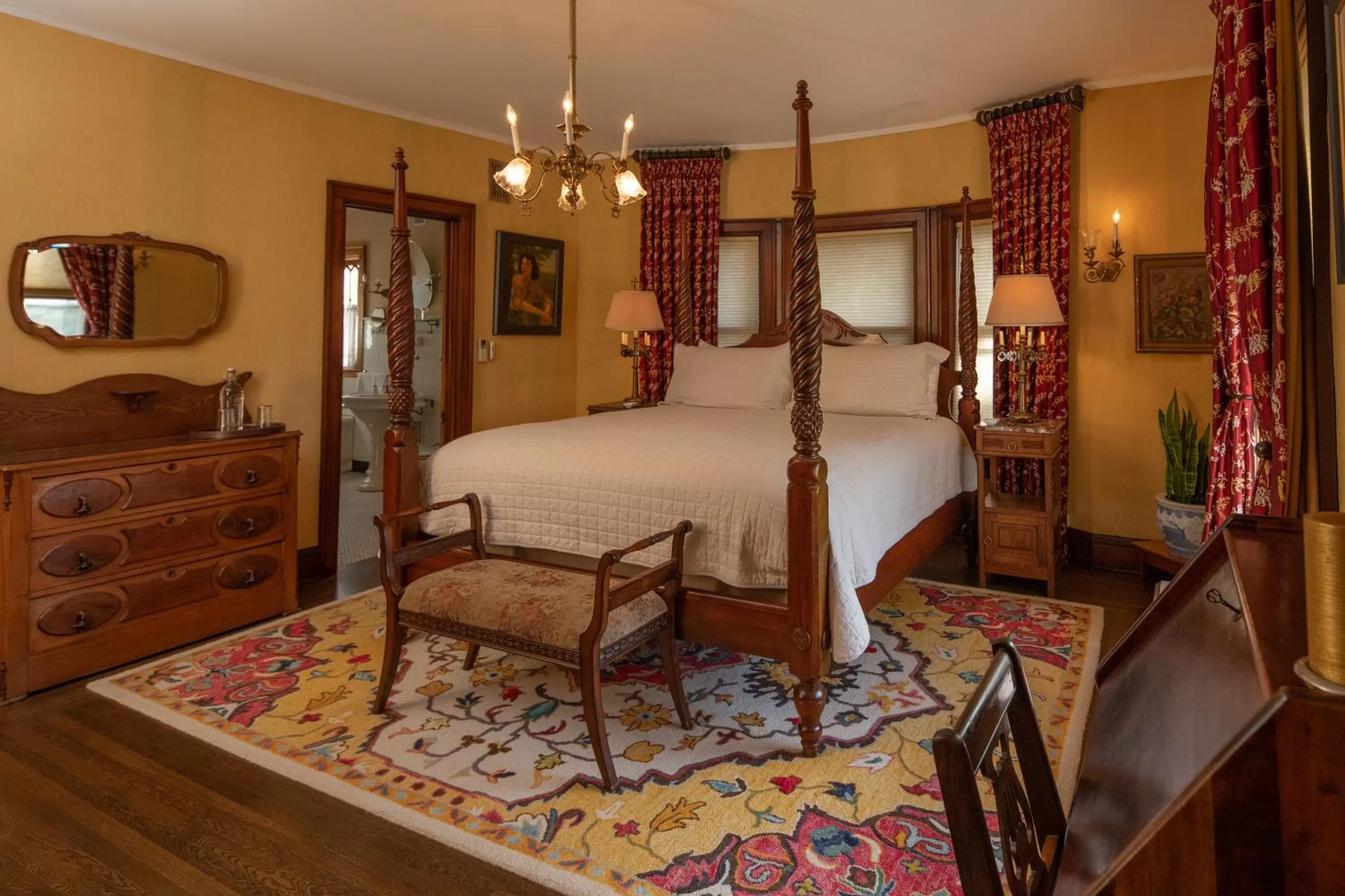 Bedroom, Bed in Cartier Mansion
