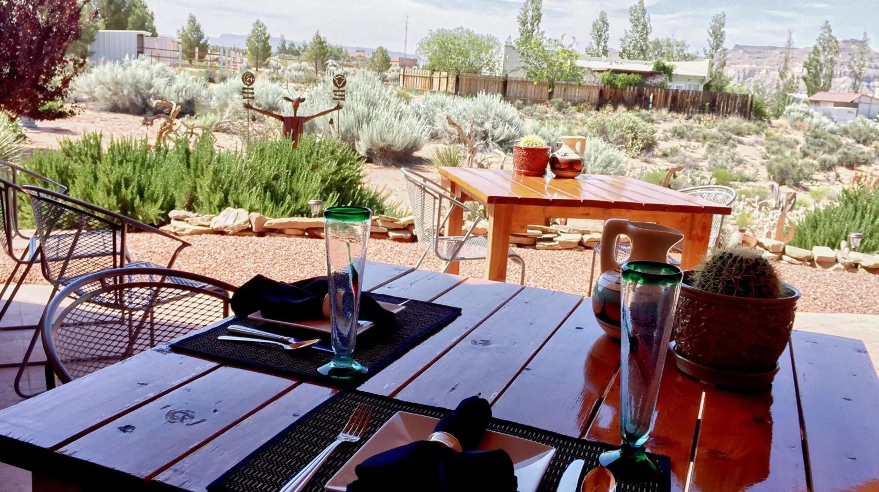 Patio in Dreamkatchers Lake Powell Bed & Breakfast