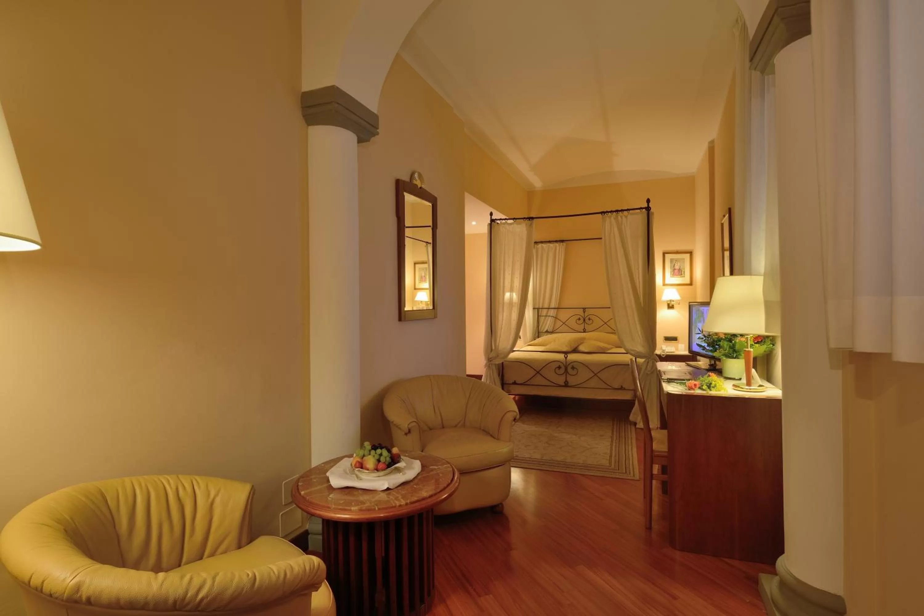 Photo of the whole room, Bed in Hotel Roma