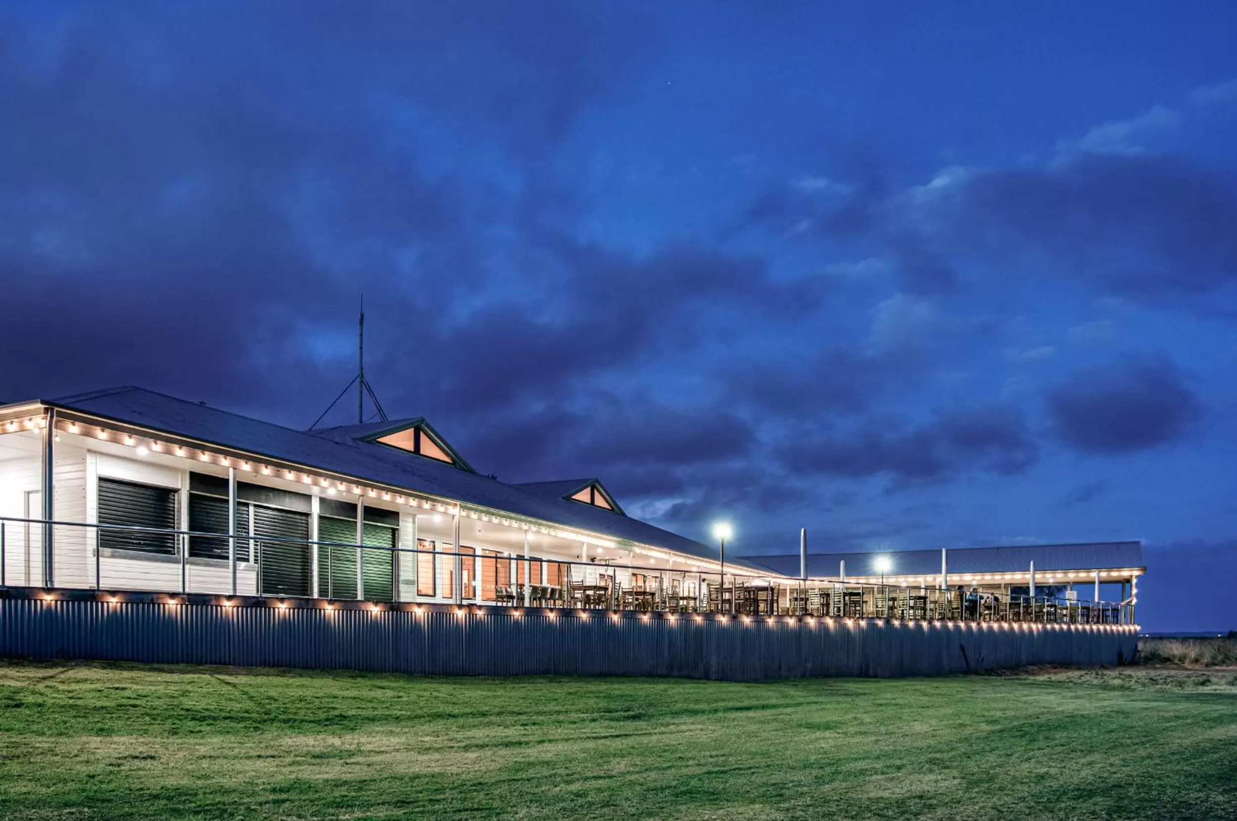 Property building in Panorama Hotel St Helens