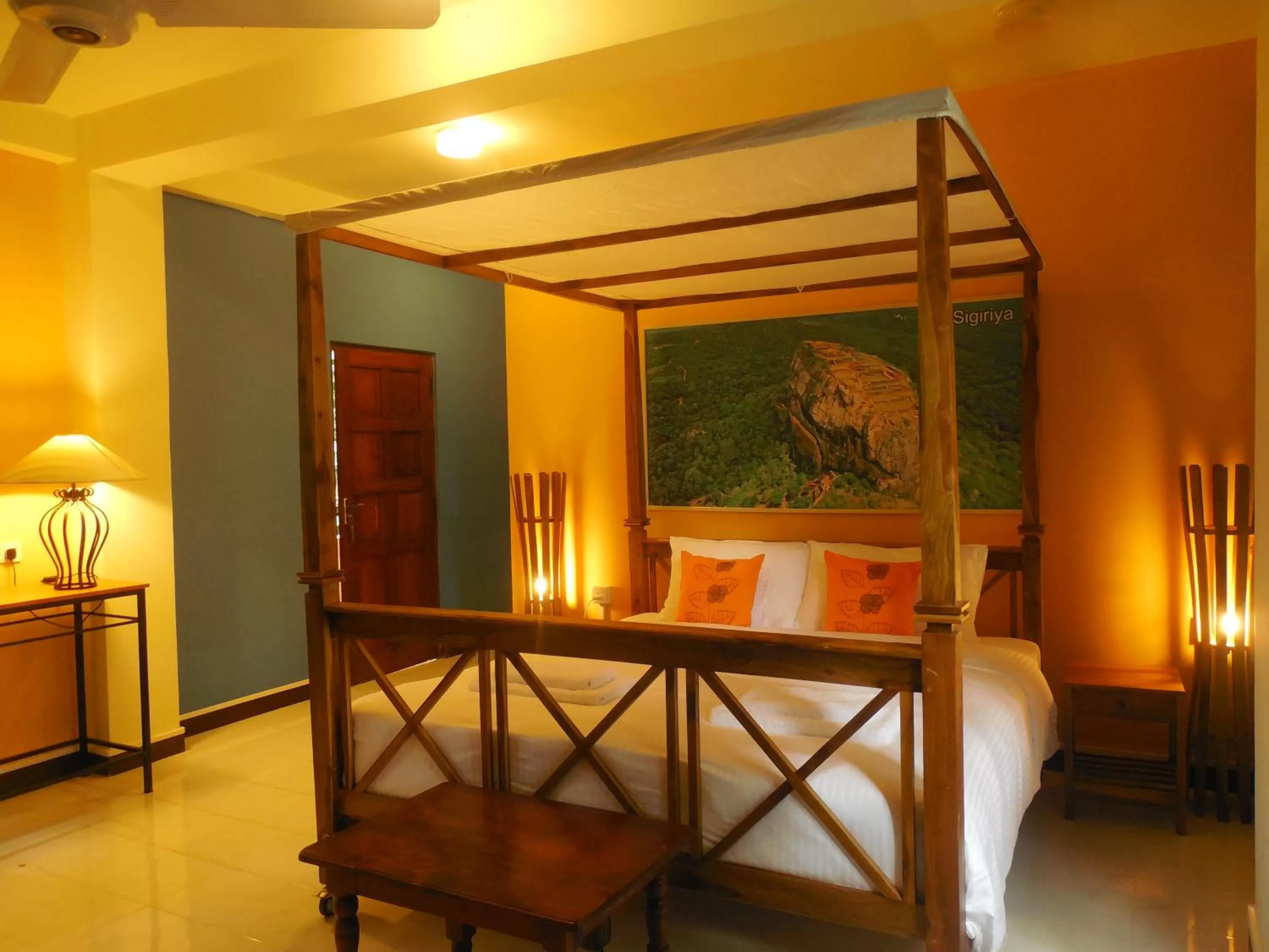 Decorative detail, Bunk Bed in Le leopard d 'argent