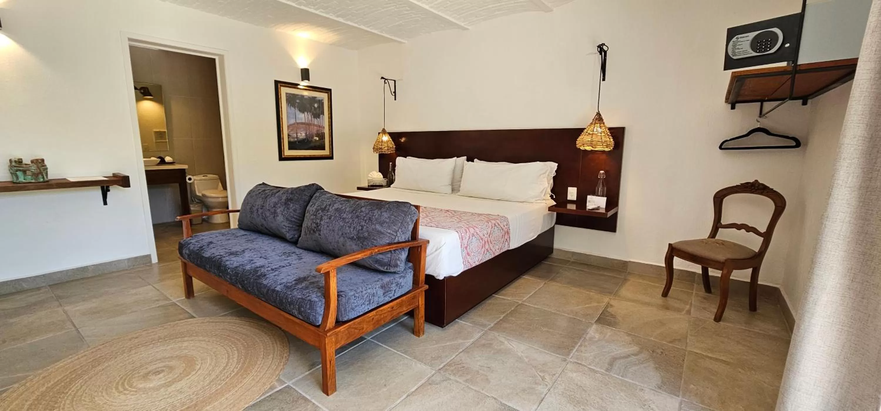 Garden, Bed in Plaza Chapala Hotel