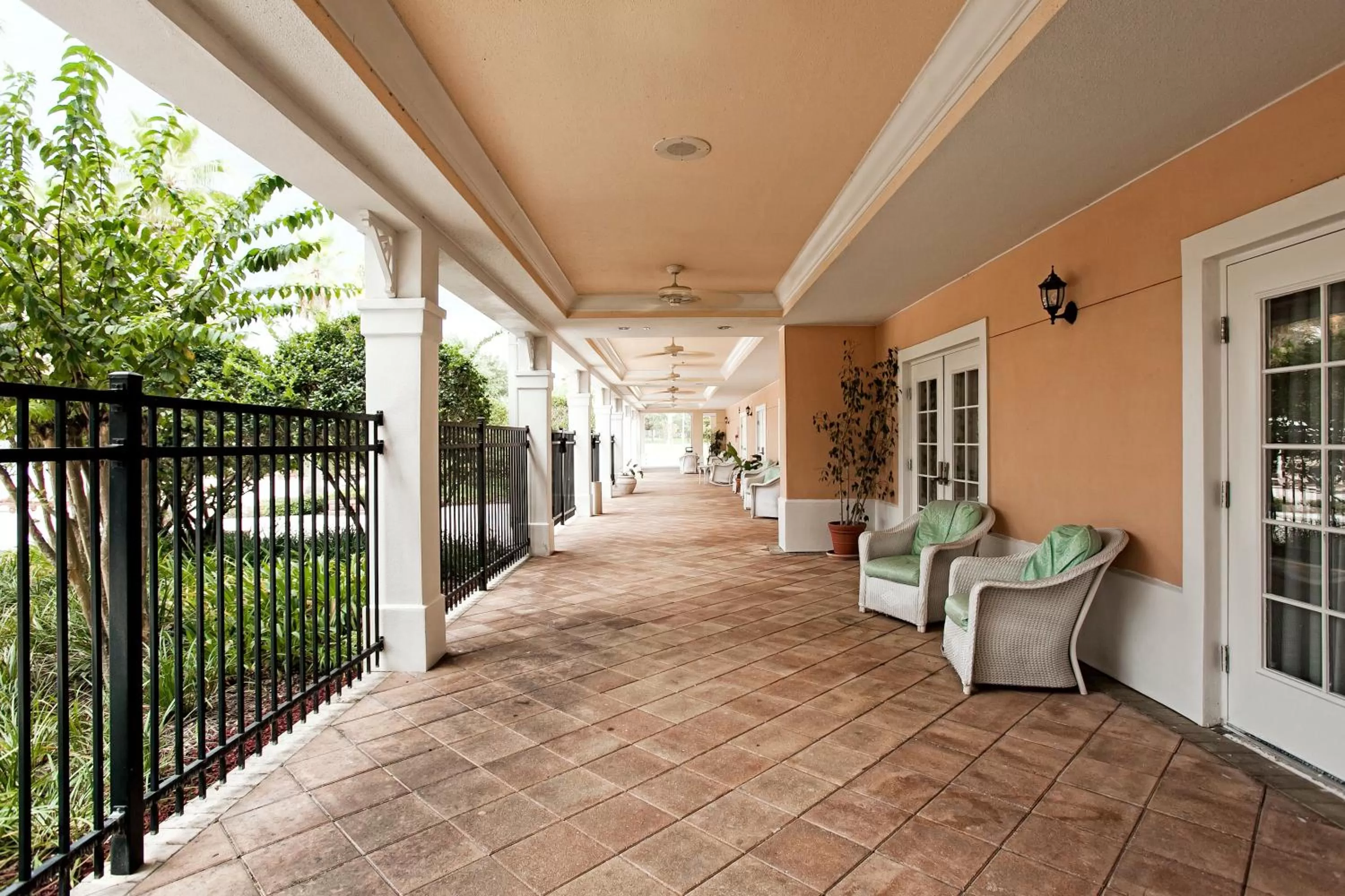 Patio in Monumental Hotel Orlando