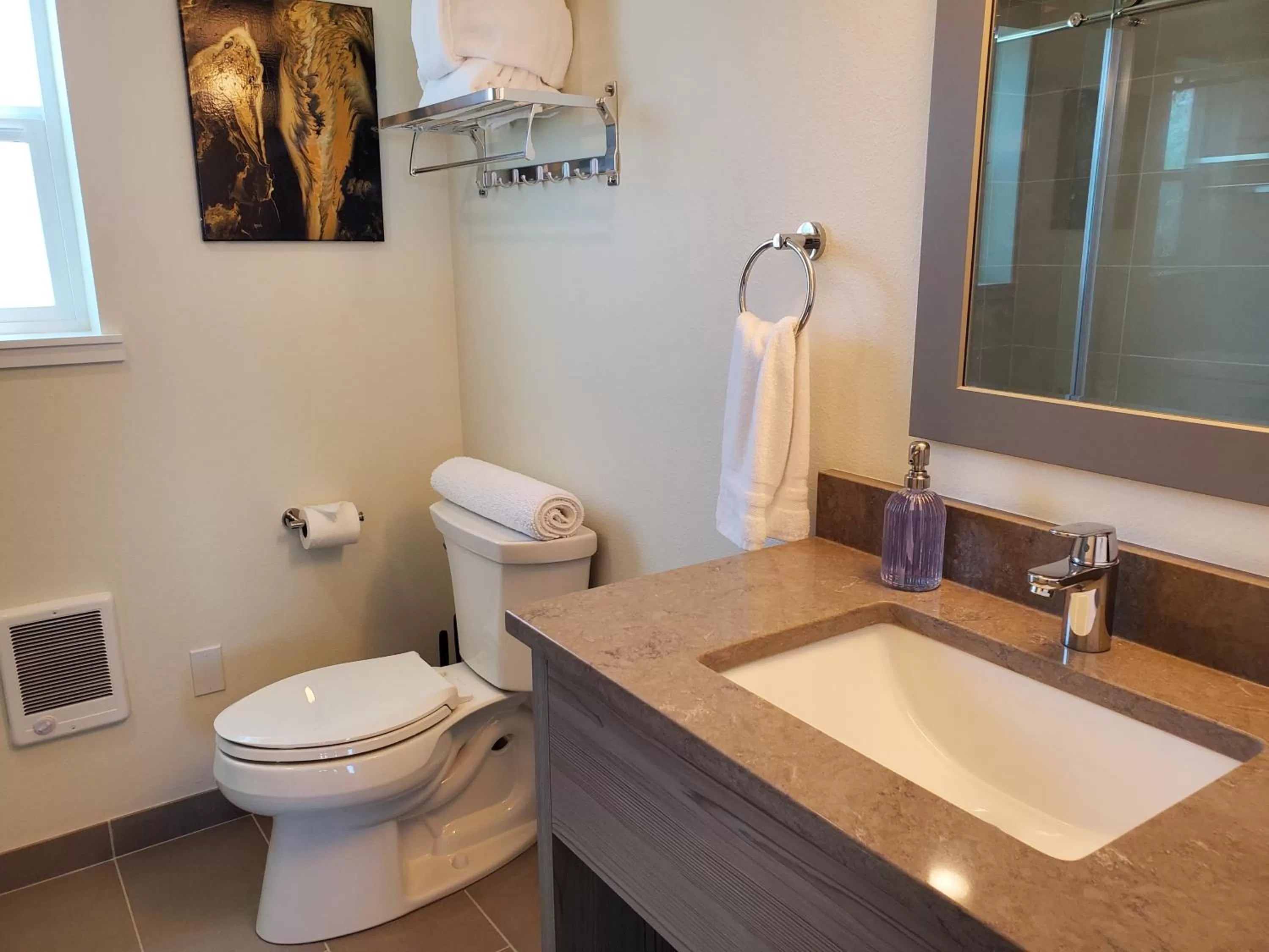 Shower in Moonstone Beach Motel