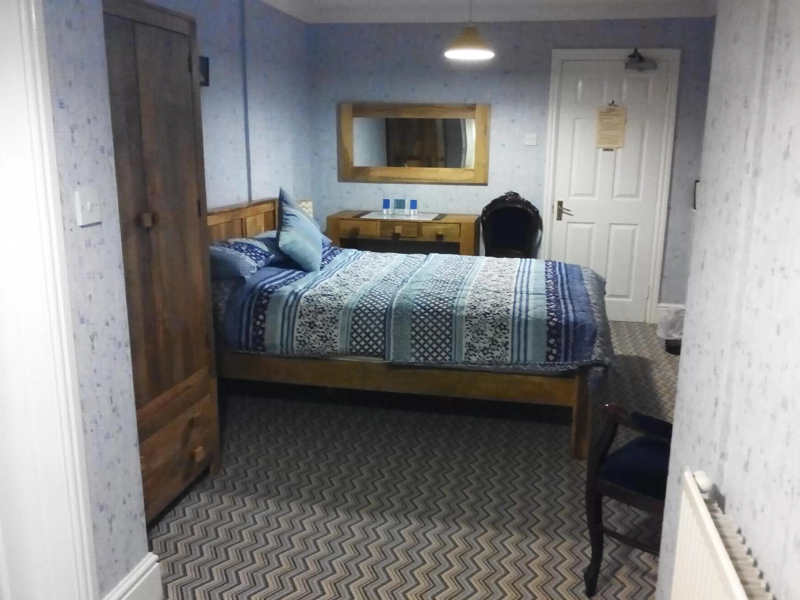 Bed in Rosedene Guest House