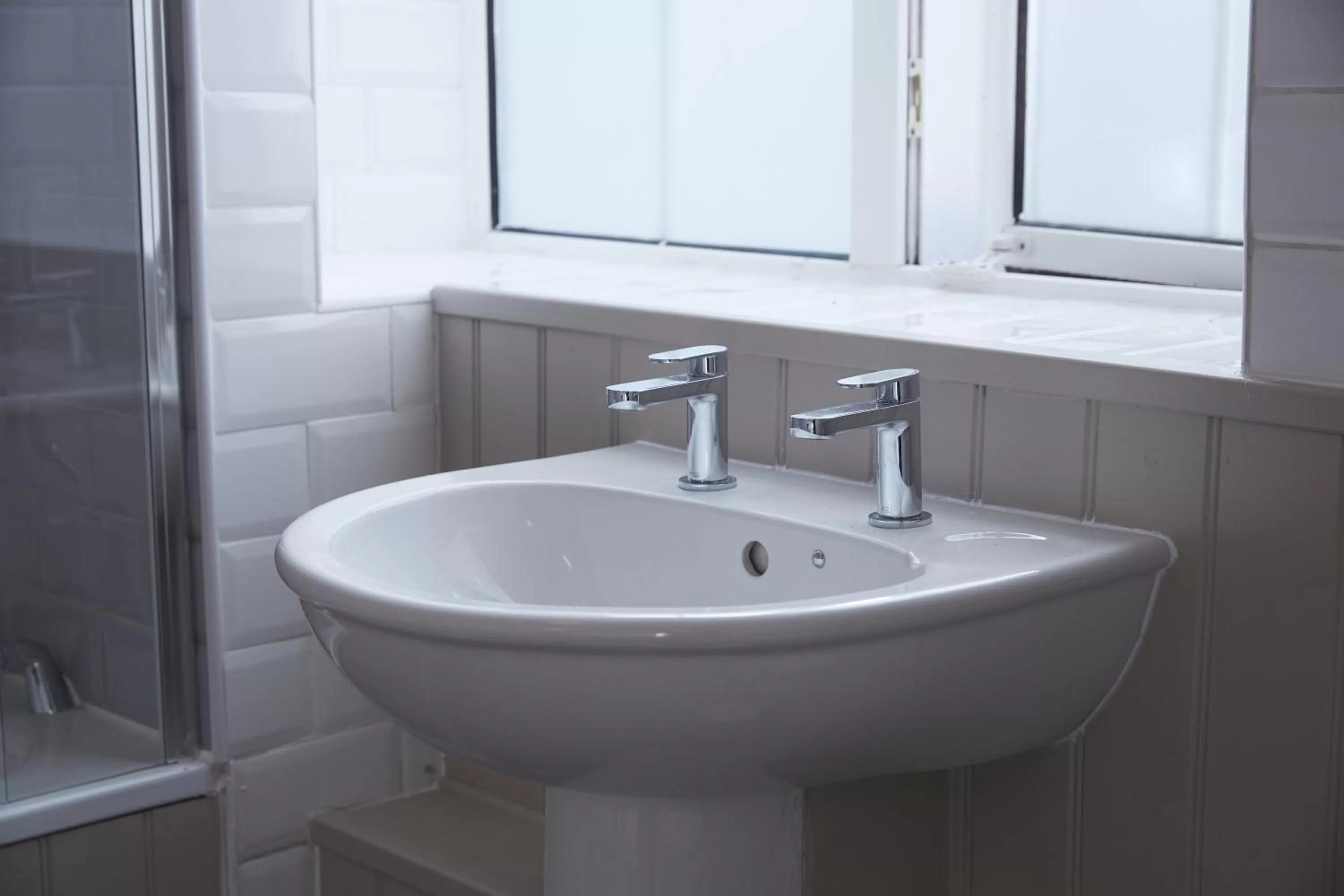 Bathroom in Corner House Inn by Greene King Inns