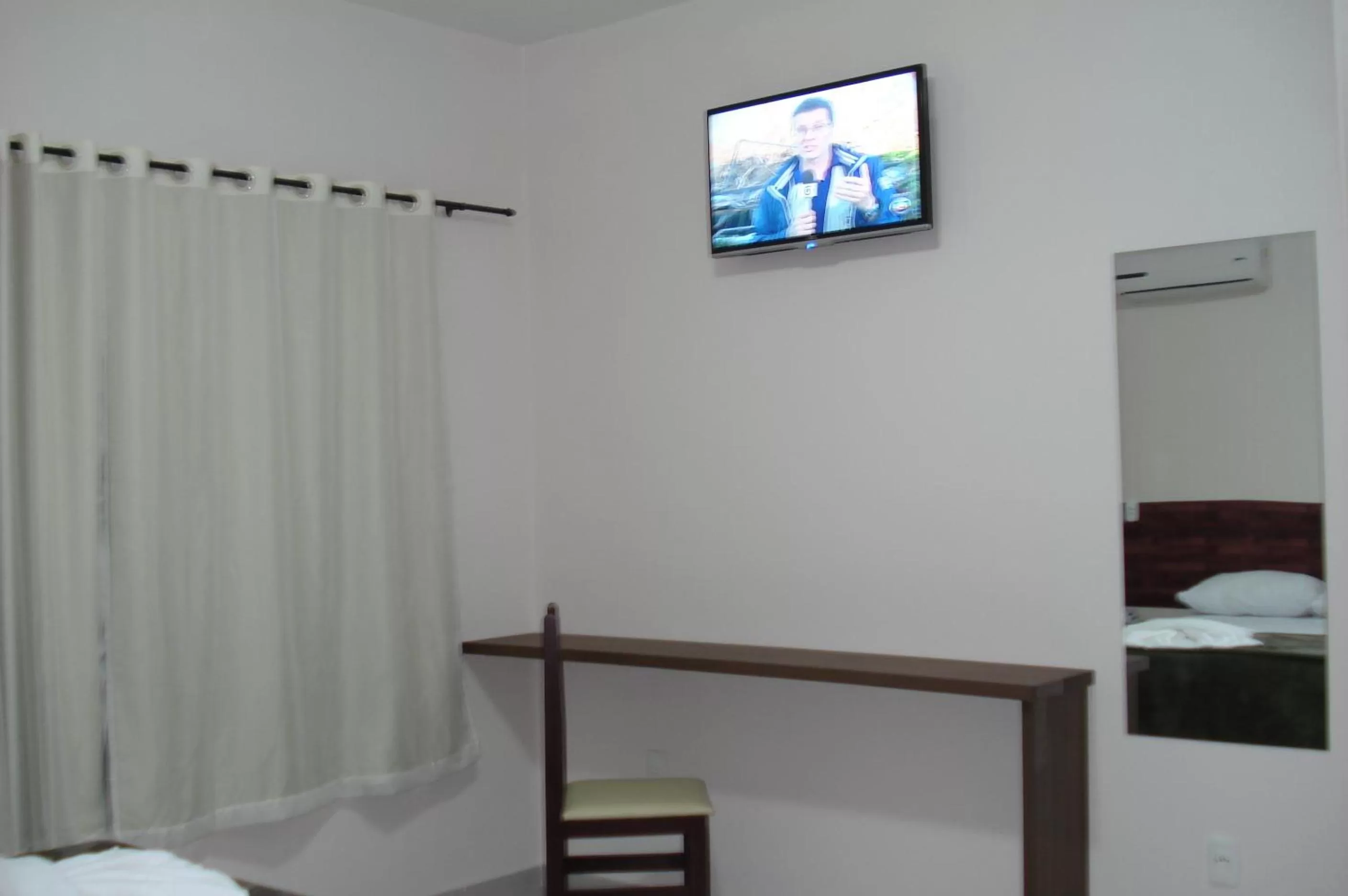 TV and multimedia, Bed in Brisa Parque Hotel