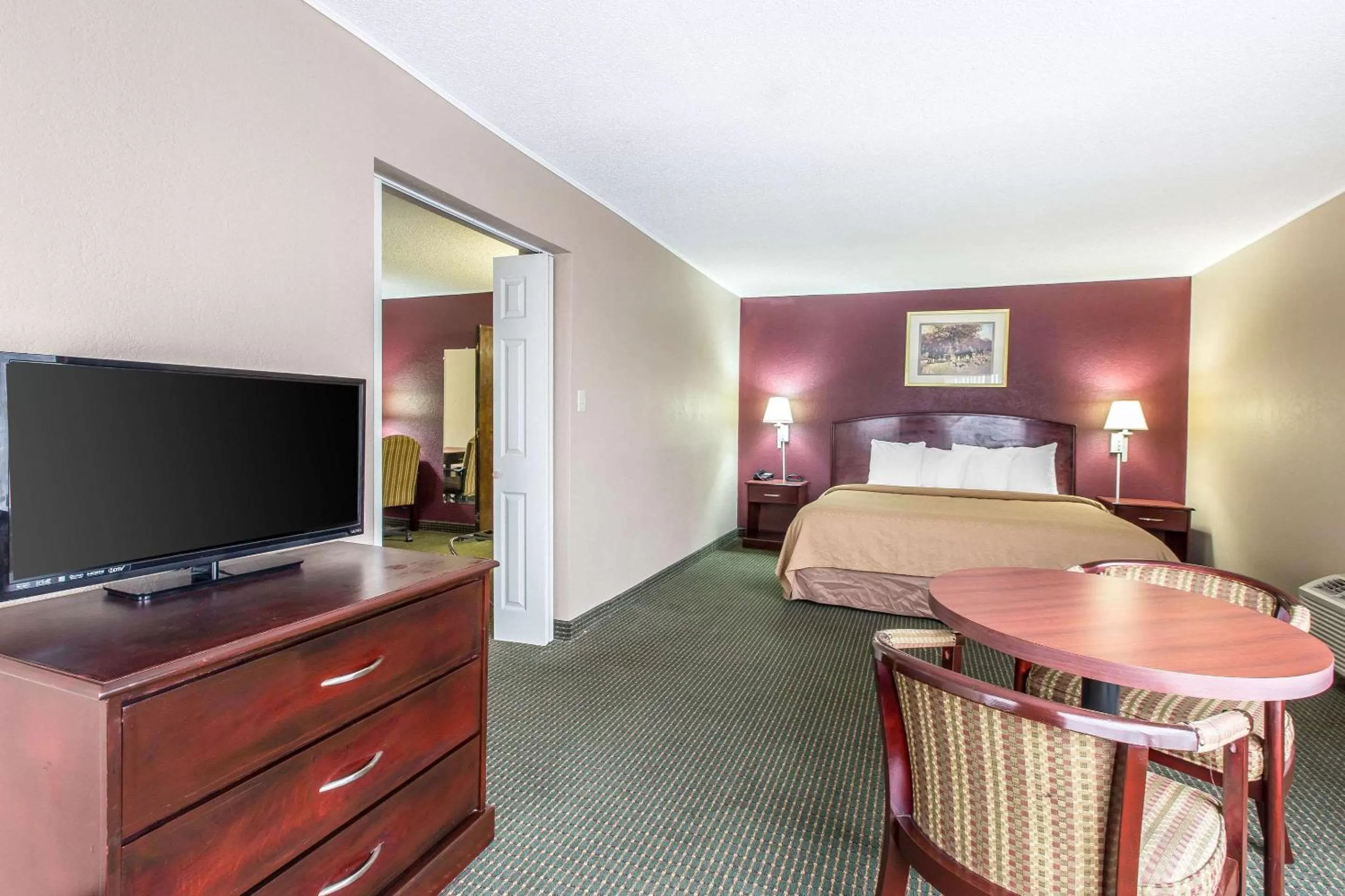 Bedroom in Quality Inn Tifton