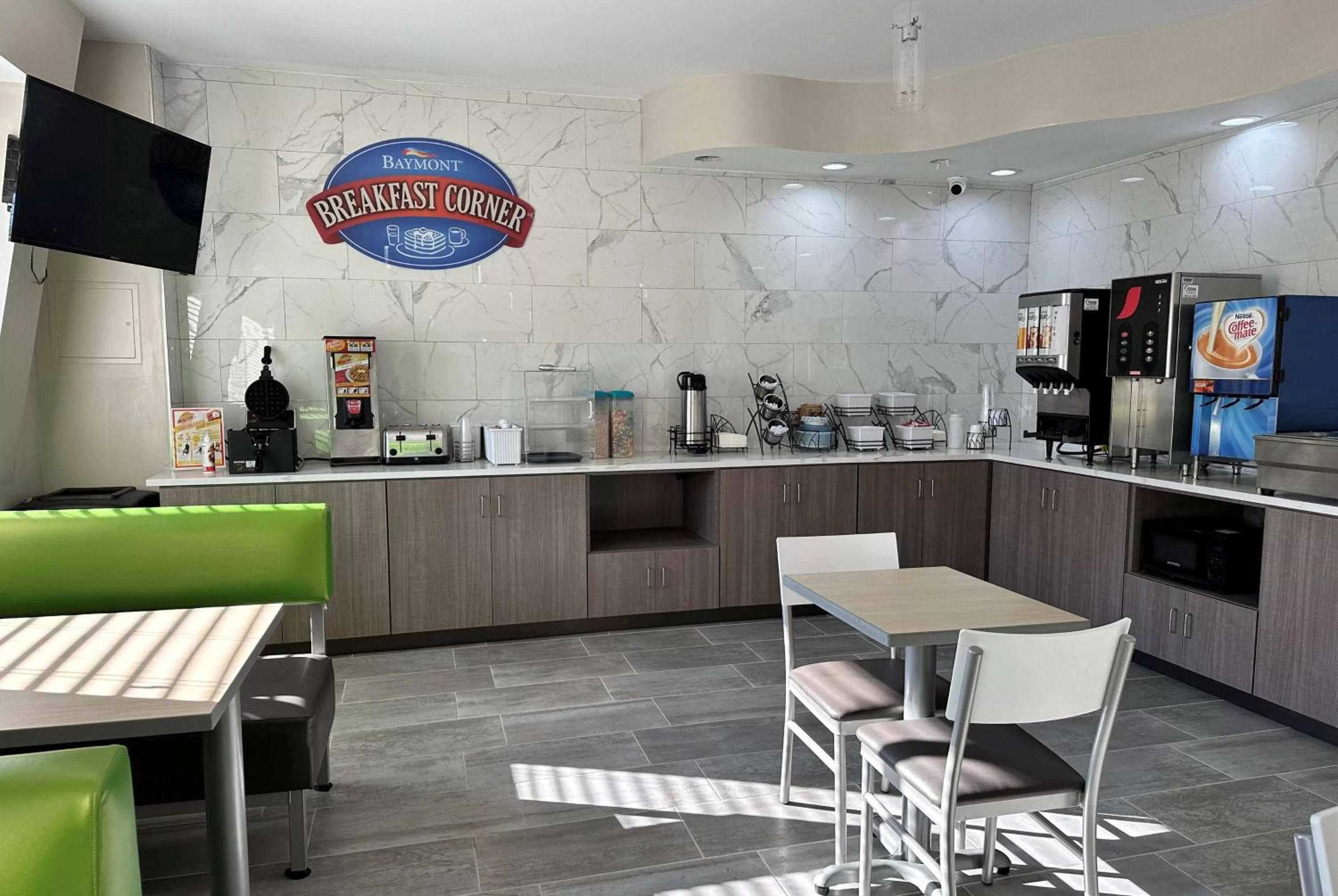 Breakfast in Baymont by Wyndham Noblesville