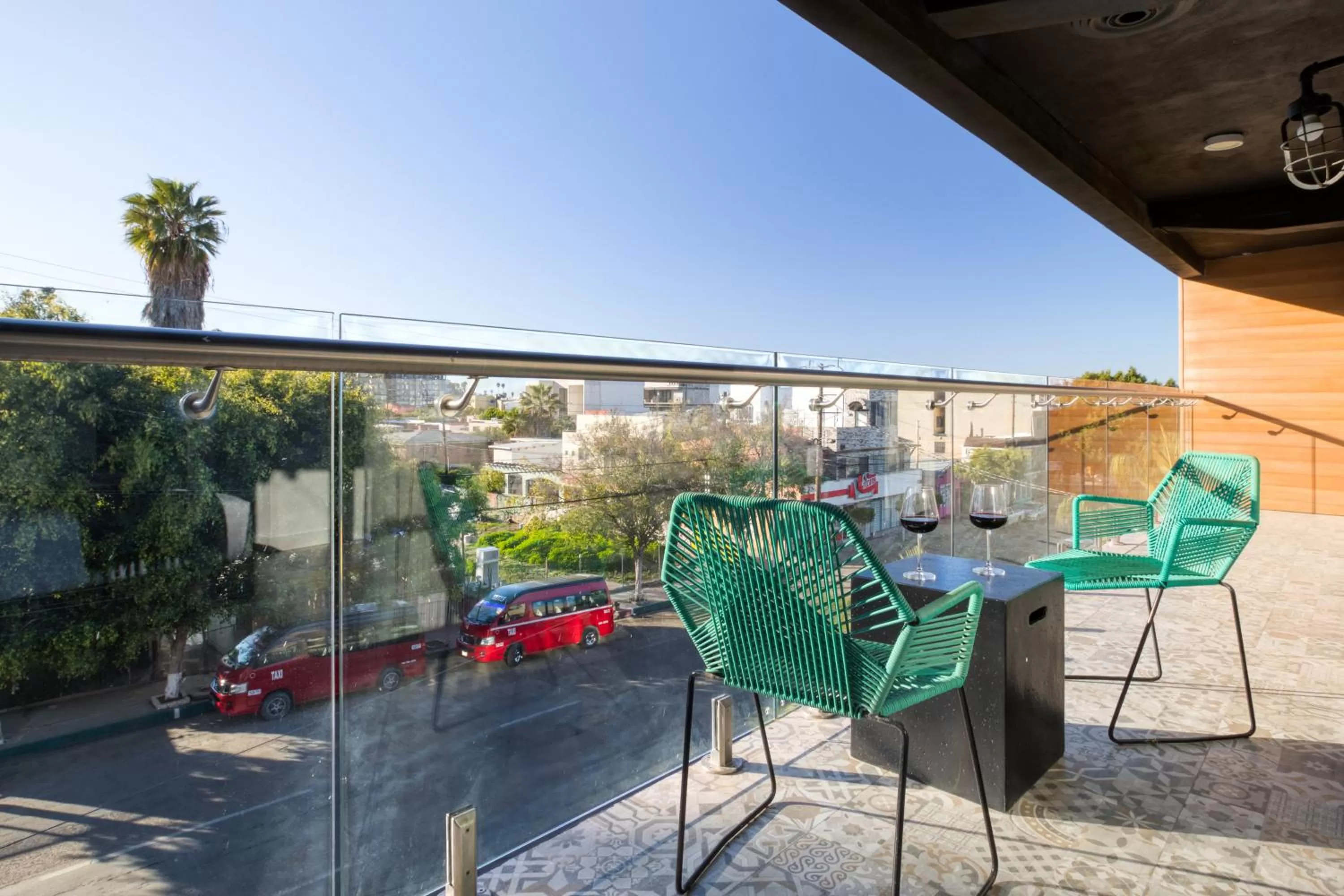 Balcony/Terrace in Eazy Centro by ULIV