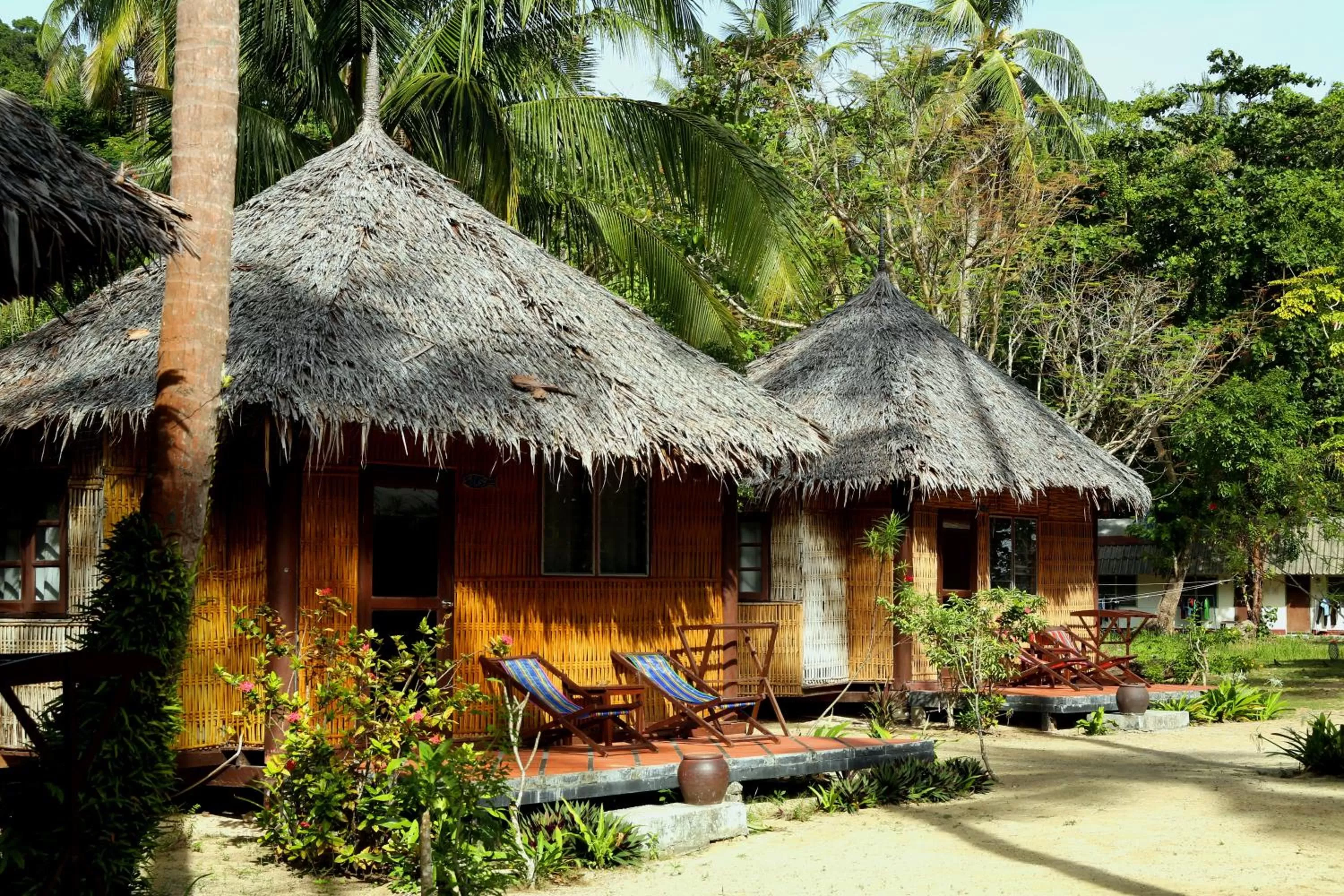 Lay Maya Bungalow  in Mayalay Resort-Green Hotel