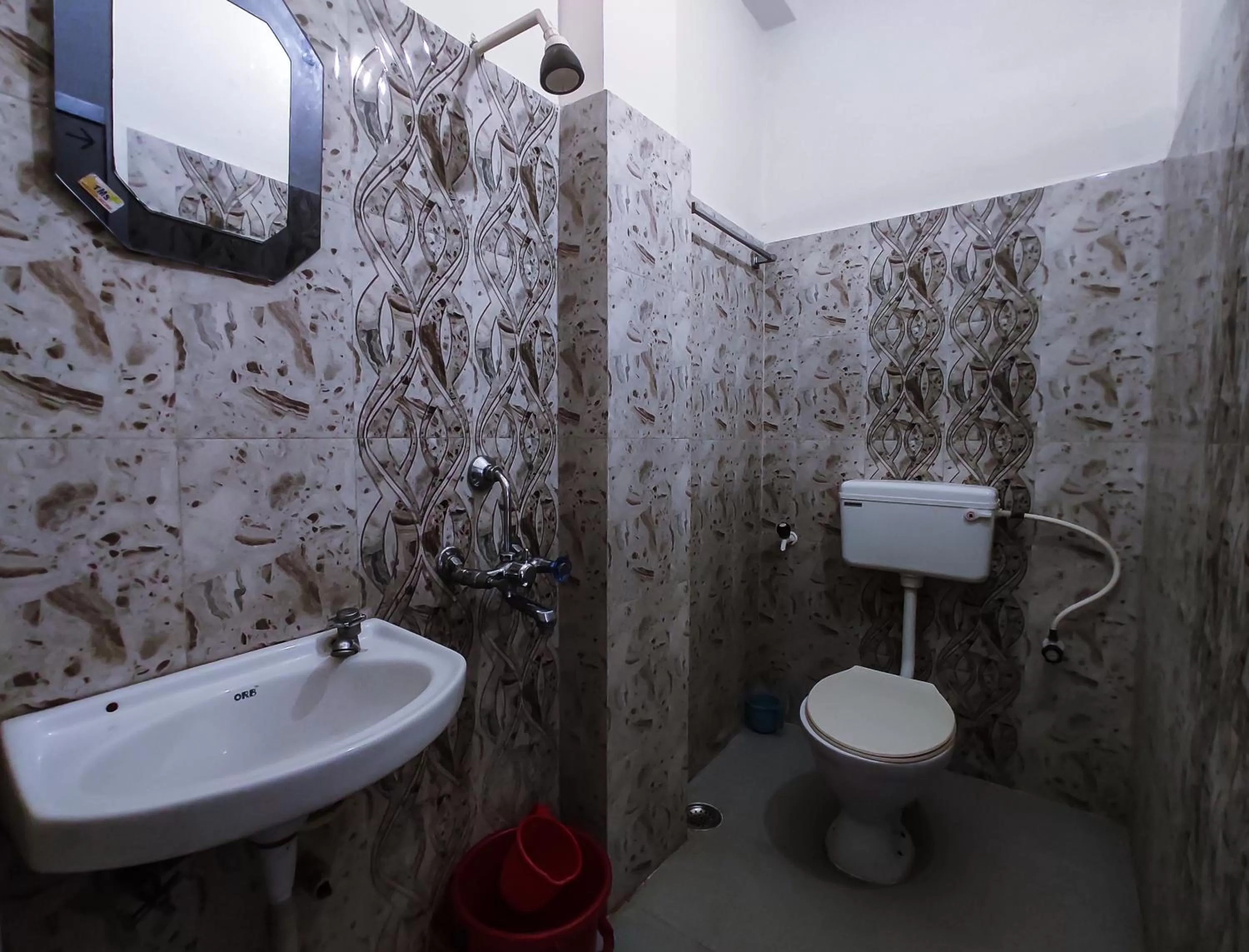 Bathroom in Hotel Vijay