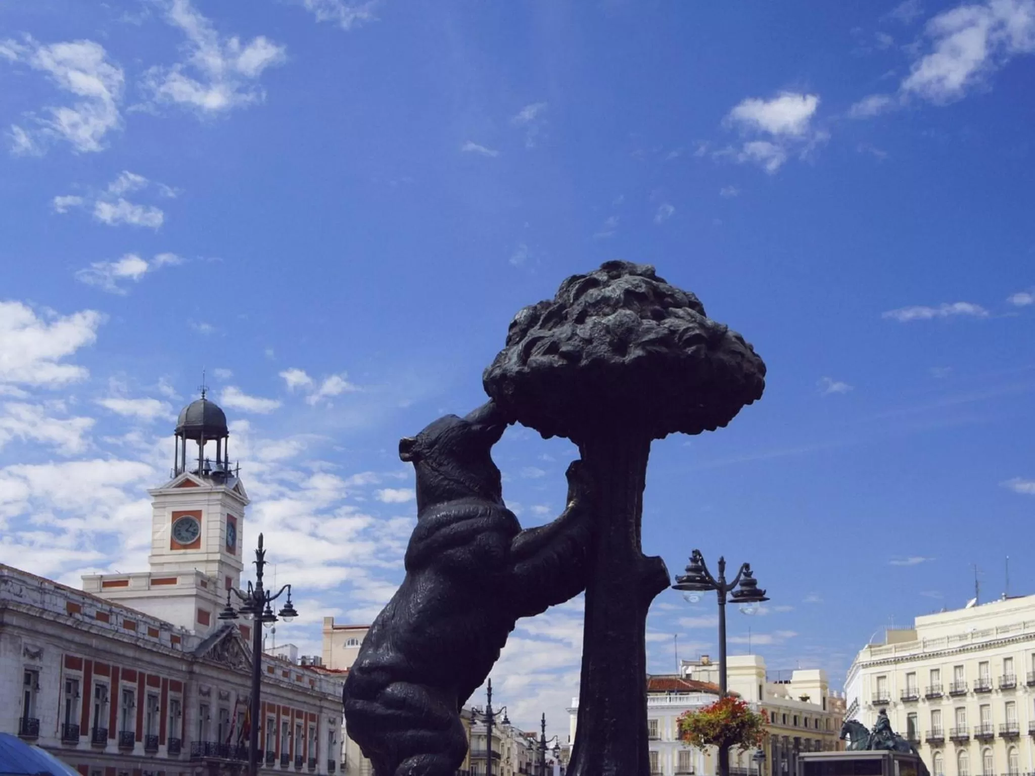 Nearby landmark in Radisson Blu Hotel, Madrid Prado