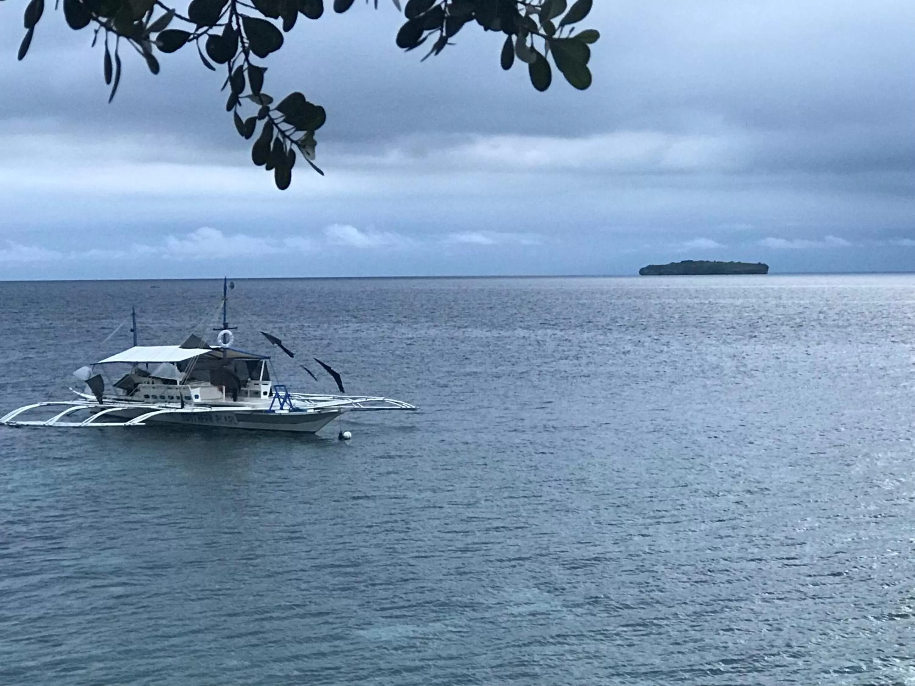 Pescador View - Beachfront ,Extensions & nearby the Ocean Hostels & Restaurant Moalboal