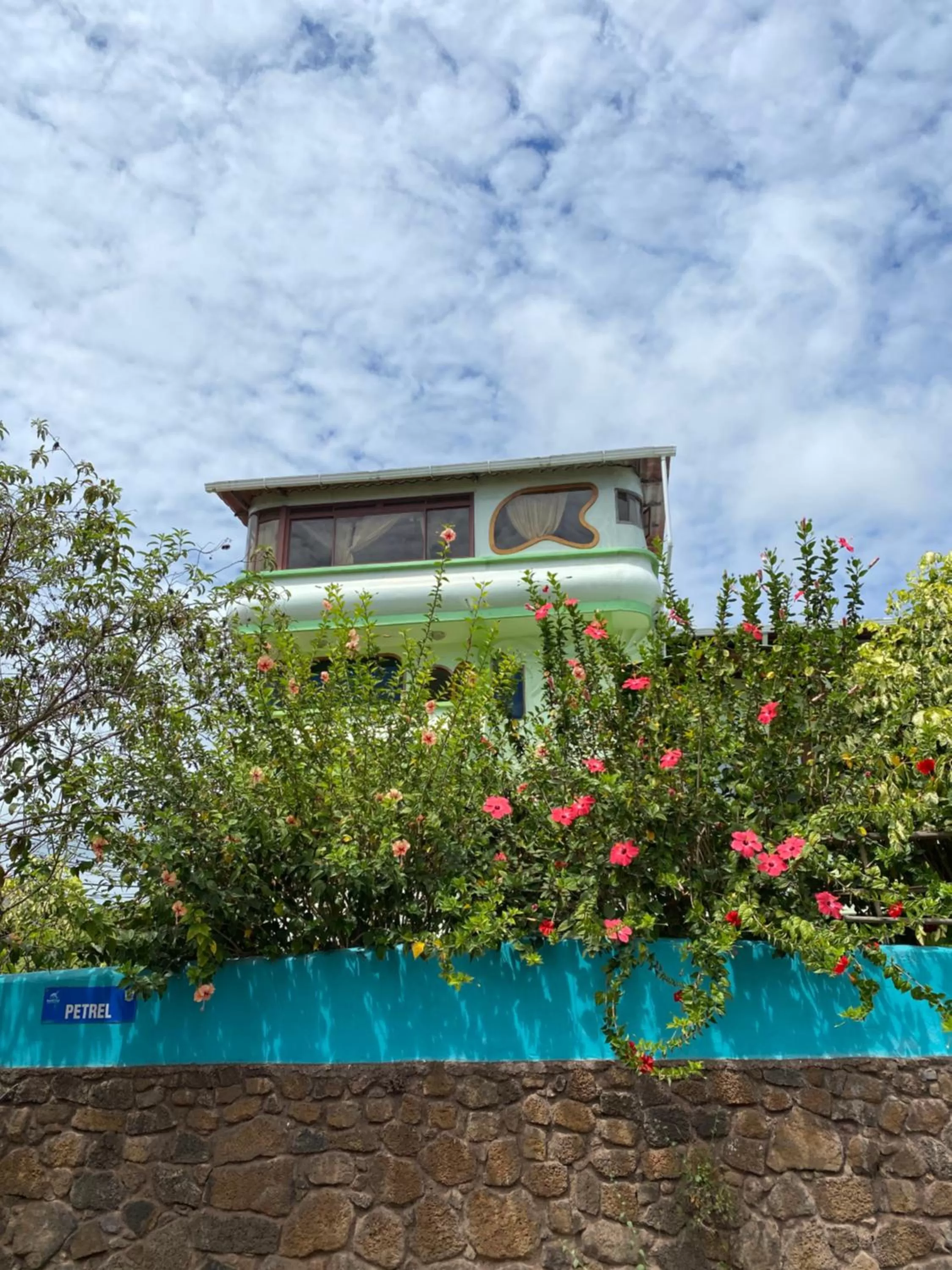 Property Building in Hostal Casa Edén