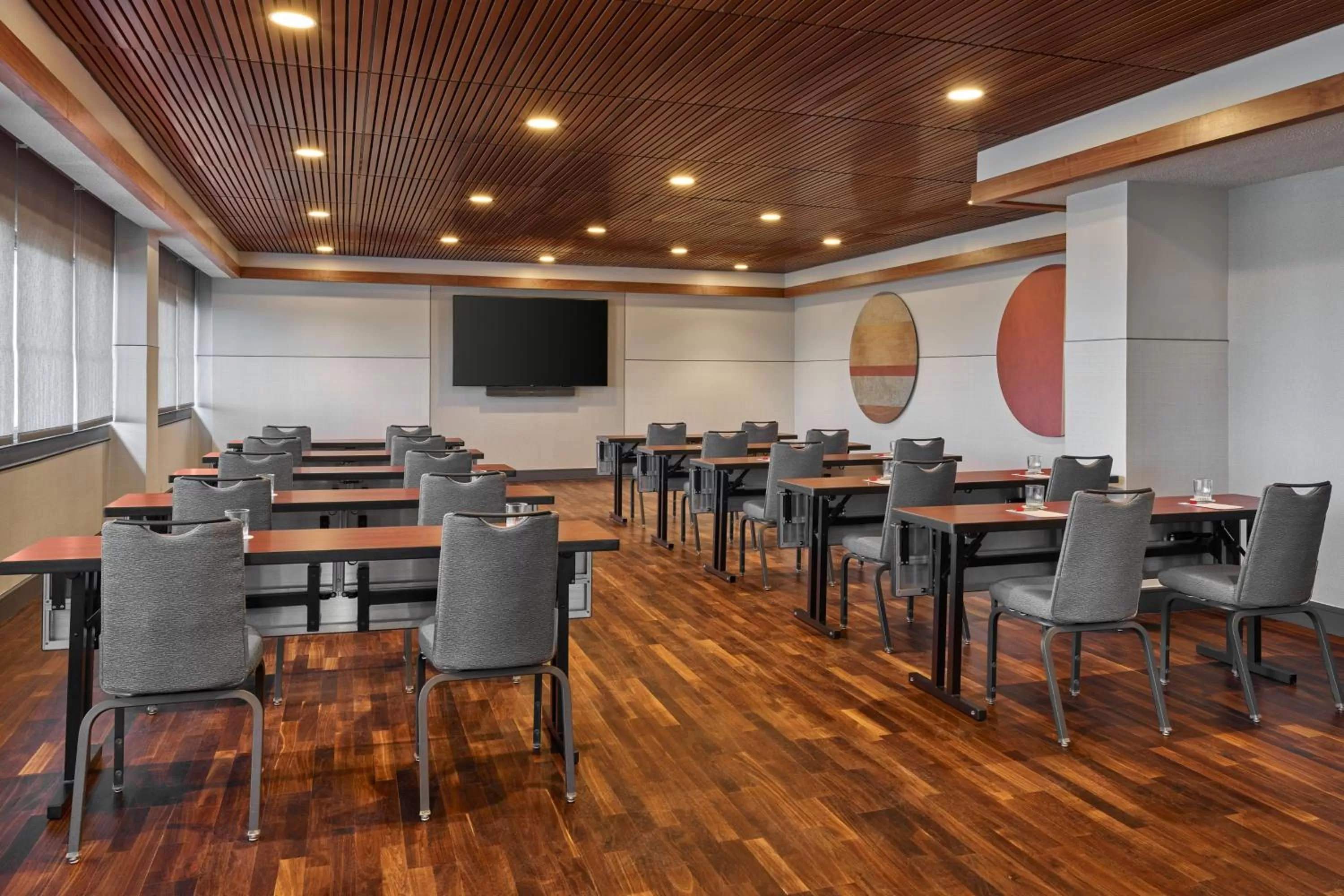 Meeting/conference room in Marriott Lexington Griffin Gate Golf Resort & Spa