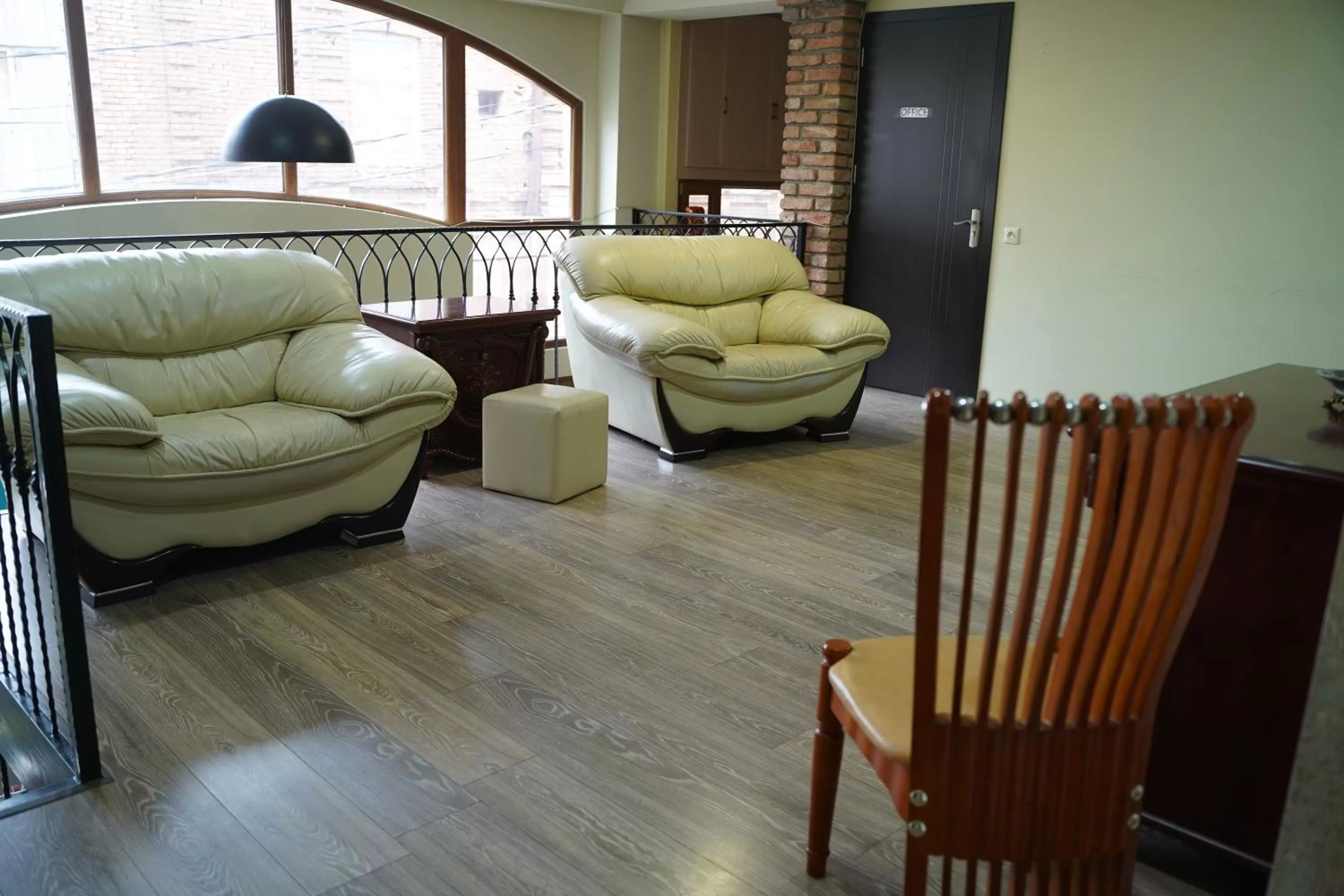 Seating Area in Aura Plaza Hotel