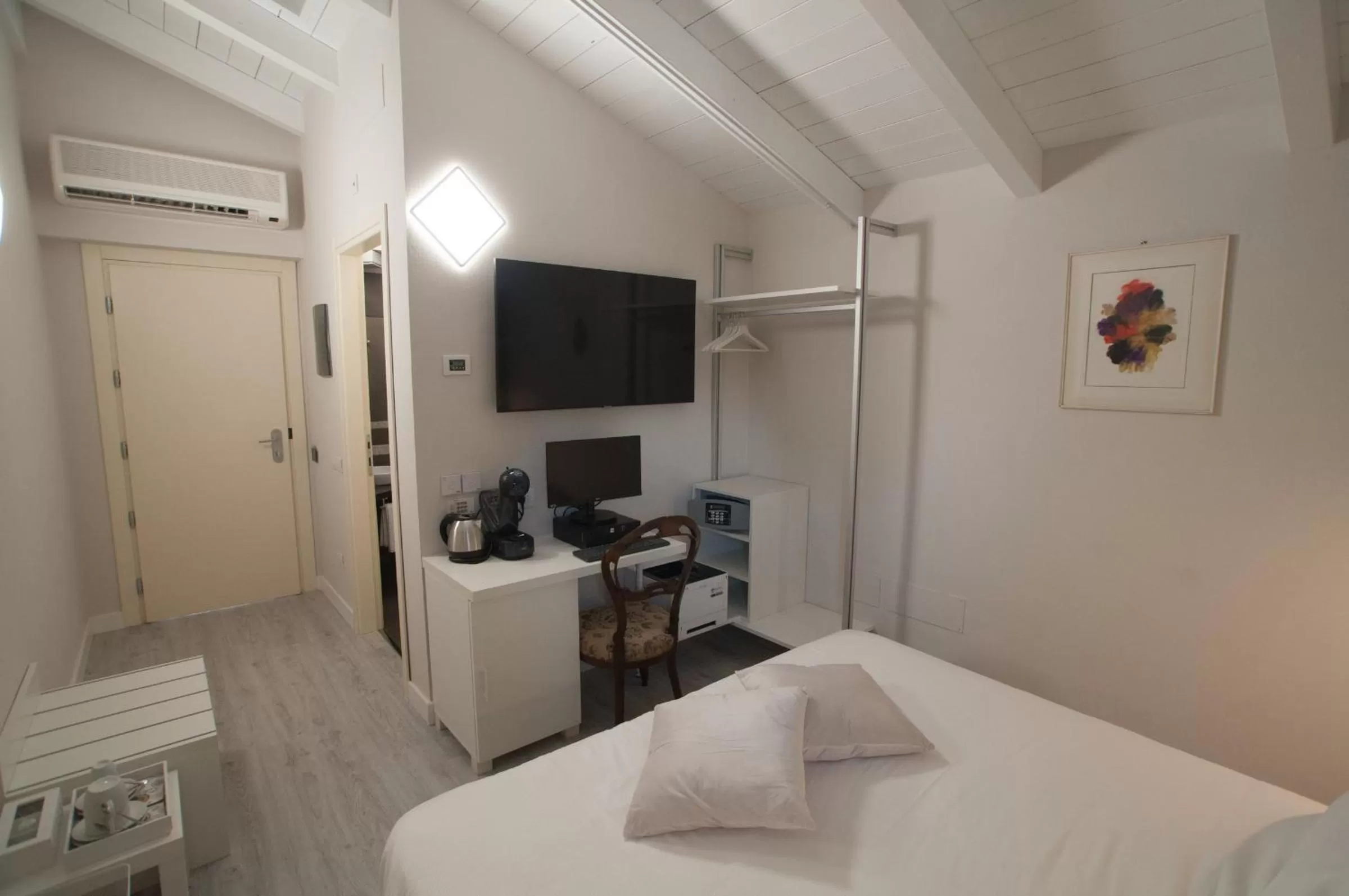 TV and multimedia, Bed in Hotel Ca' di Gali