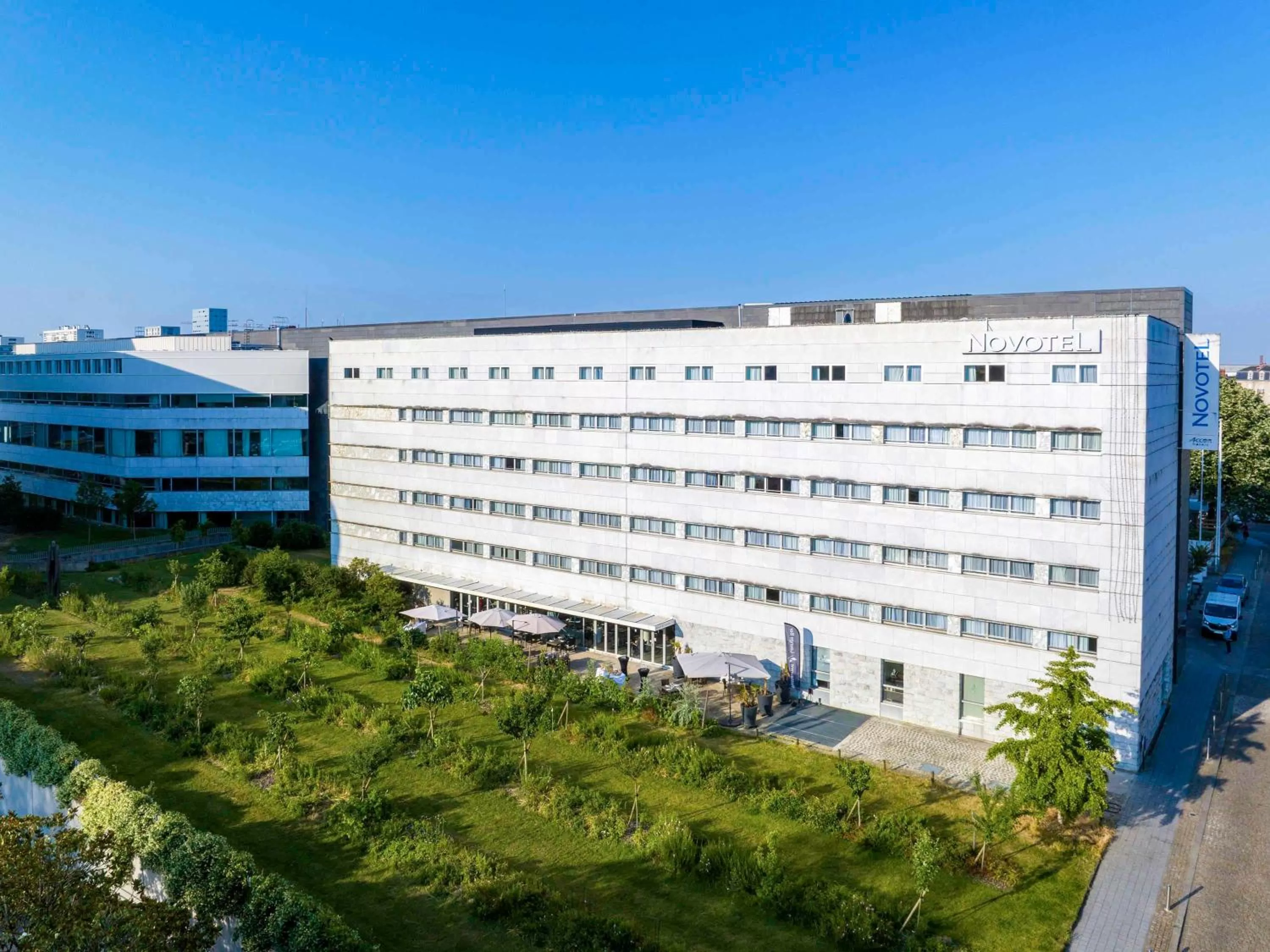 Property building in Novotel Nantes Centre Gare