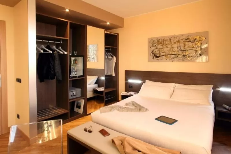 Bed in Hotel & Spa Villa Mercede