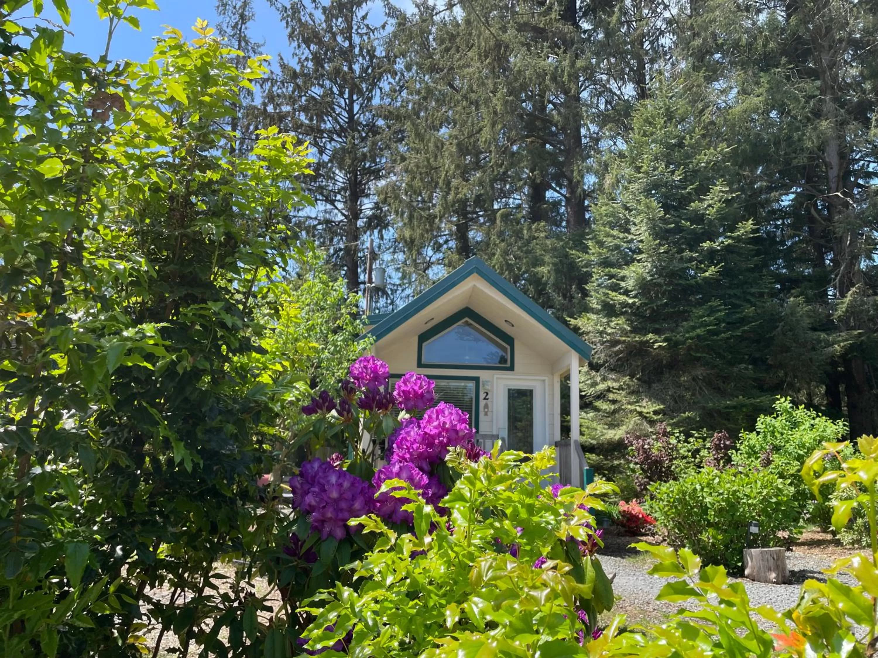 Property Building in Sheltered Nook On Tillamook Bay
