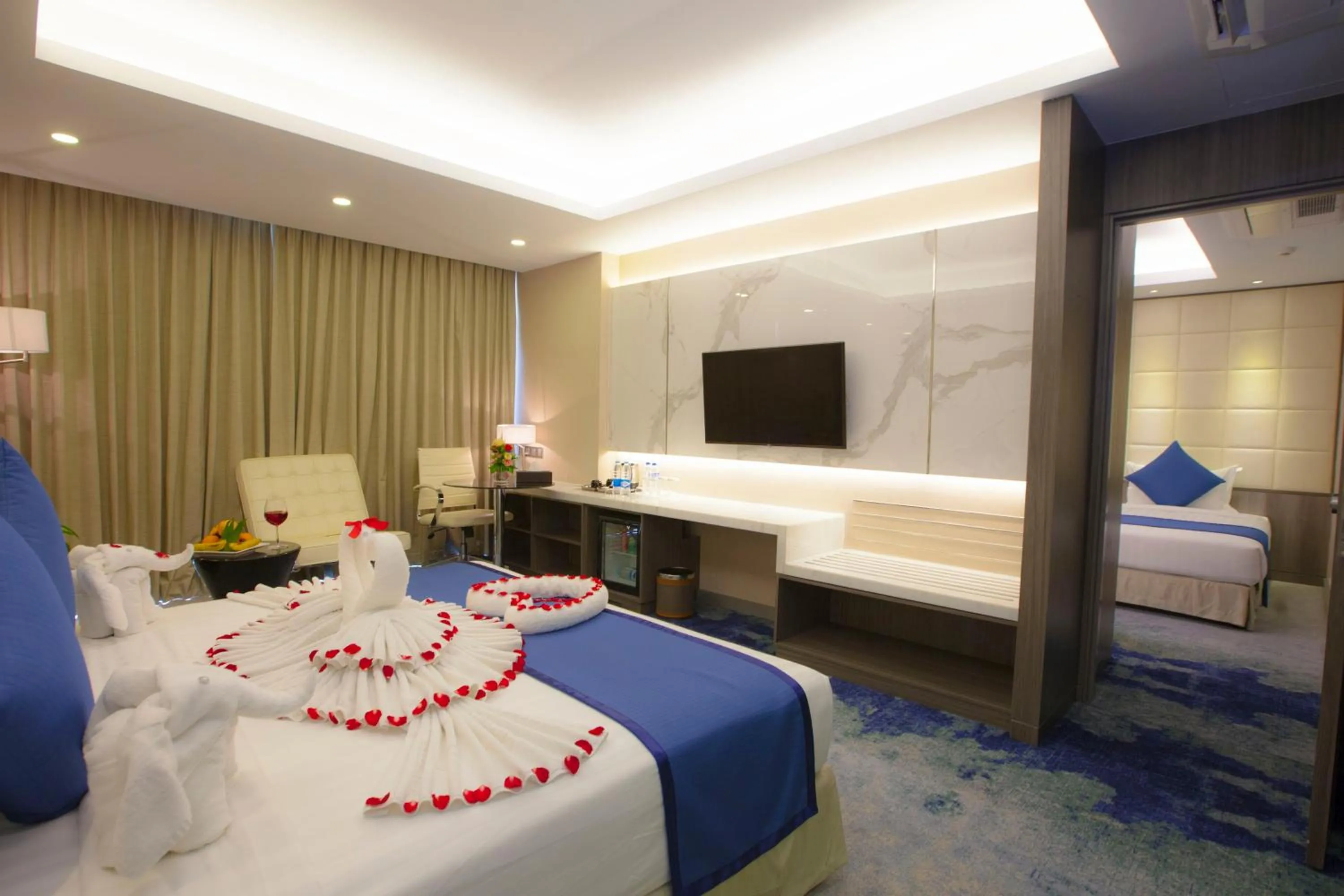 Bed in Grand Palace Hotel