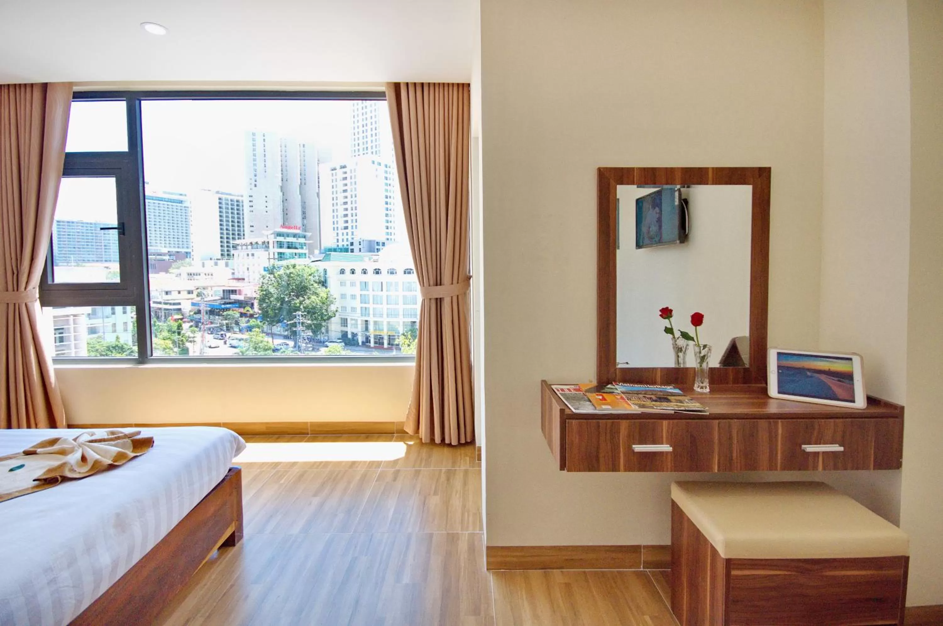 City view, Bed in Harvey Hotel & Apartments