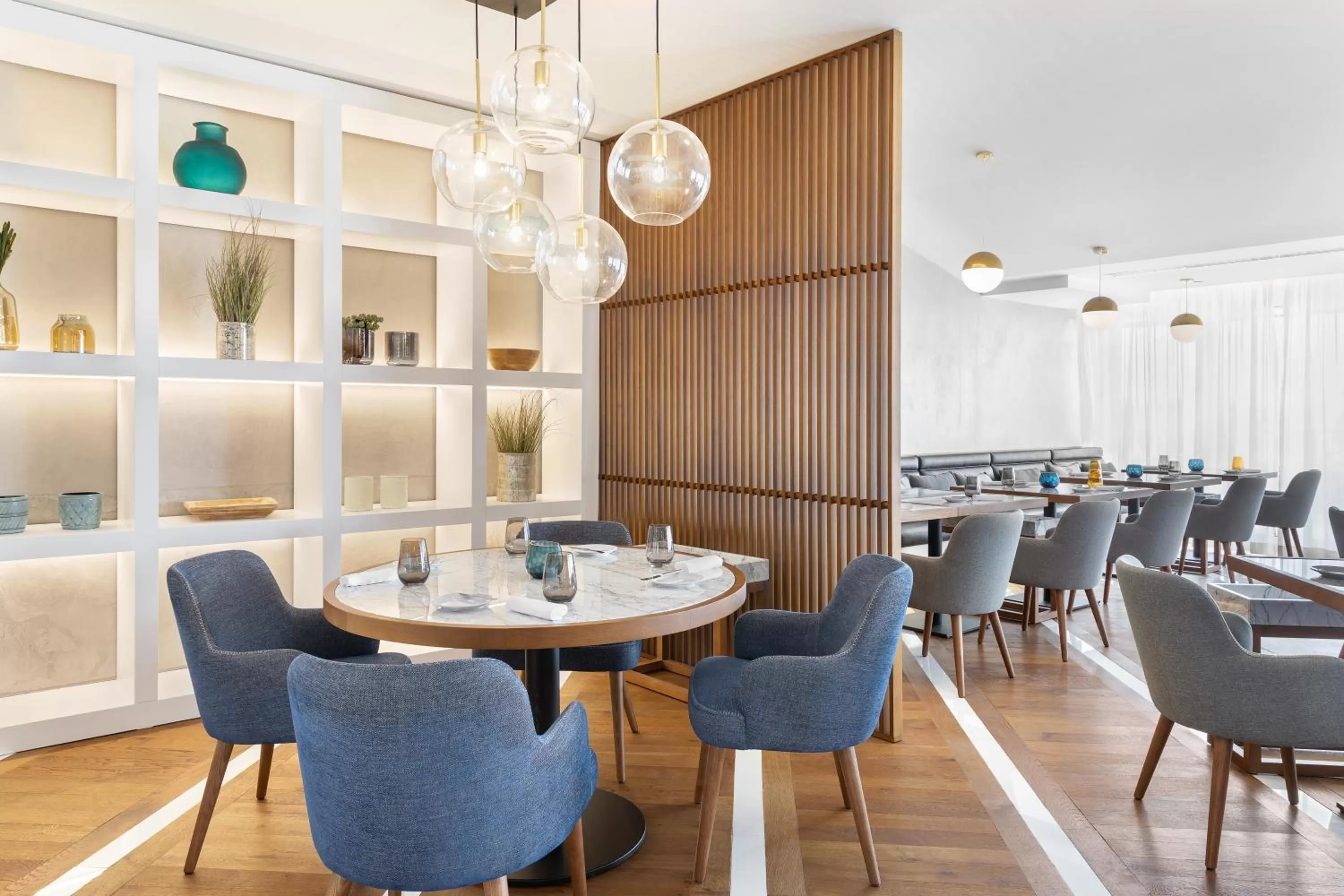 Restaurant/places to eat in Cascade Wellness Resort