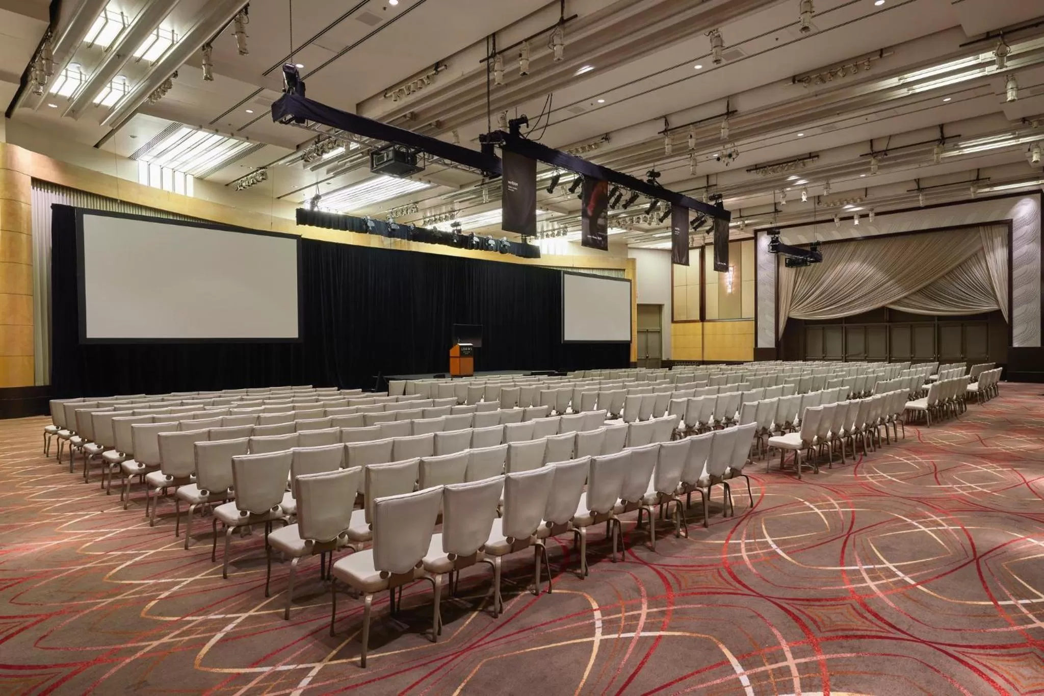 Banquet/Function facilities in Loews Hollywood Hotel