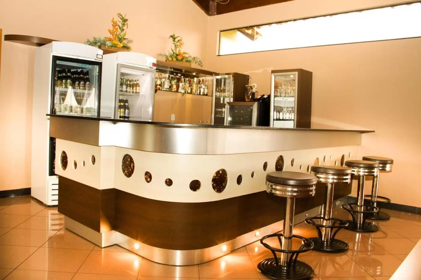 Lounge or bar in Hotel Lago Dourado