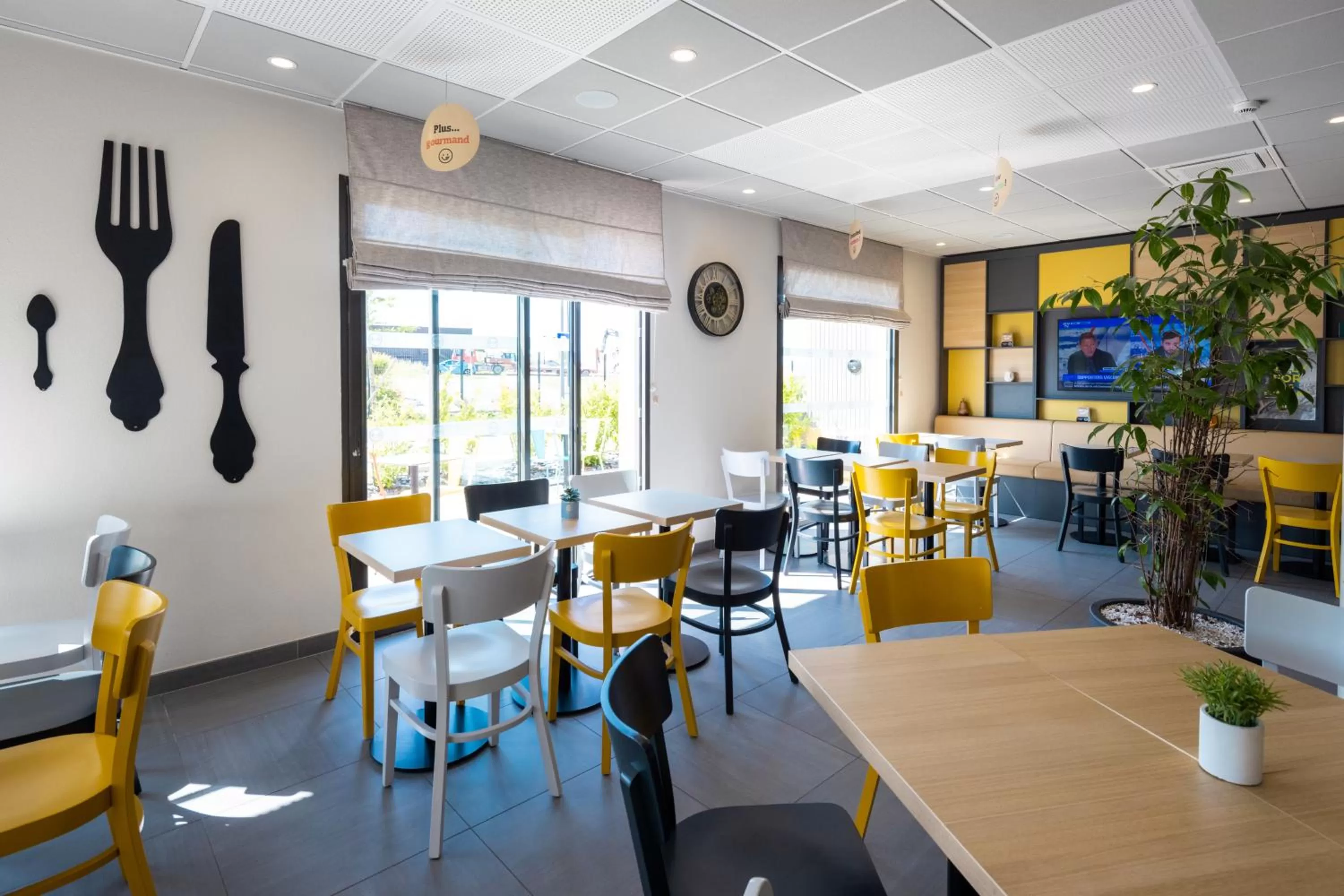 Breakfast in B&B HOTEL Troyes Magasins d'usine