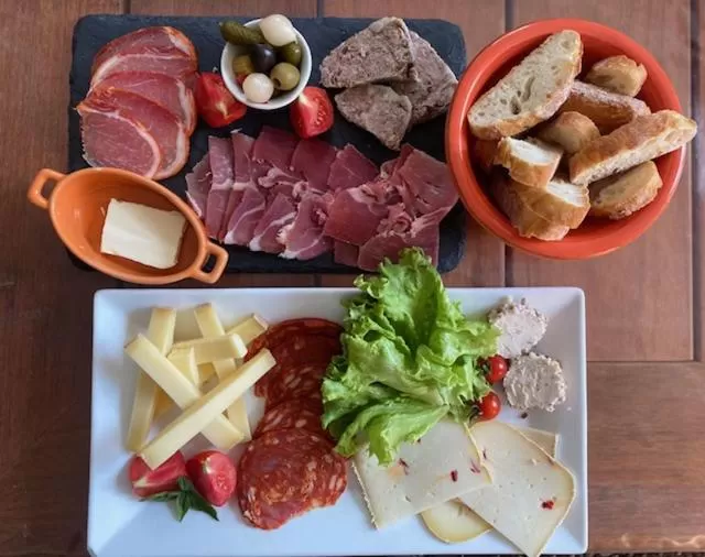 Meals in Chambres d'Elisa