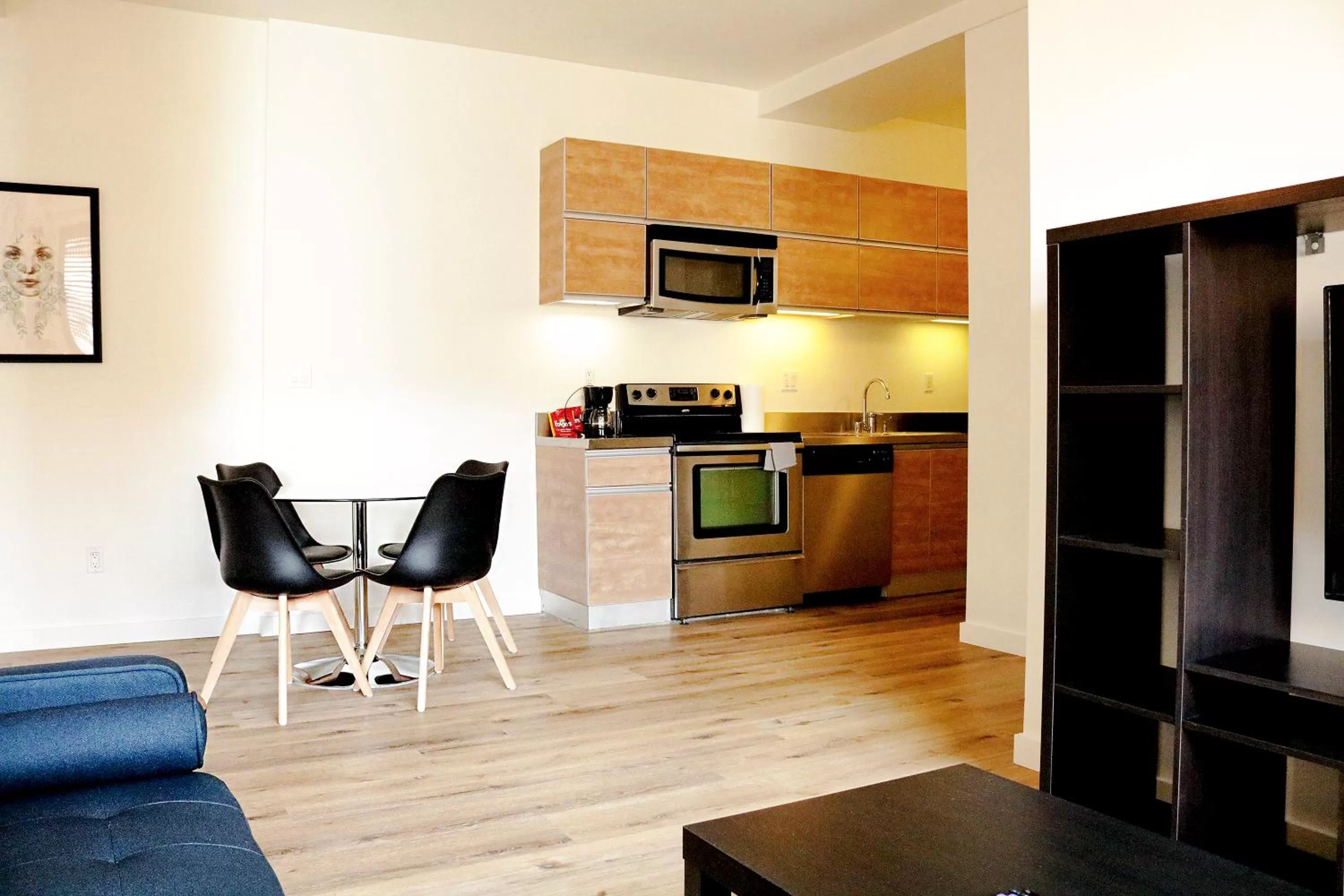 Kitchen/Kitchenette in The Haas Suites