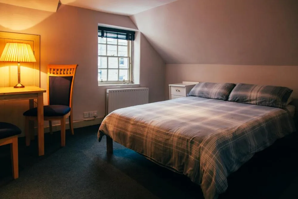 Bed in Dundee Backpackers Hostel