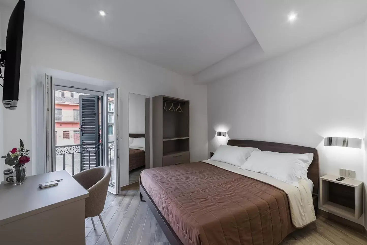 Double Room with Private Bathroom in B&B Piazza Roma Double Room with Private Bathroom in B&B Piazza Roma