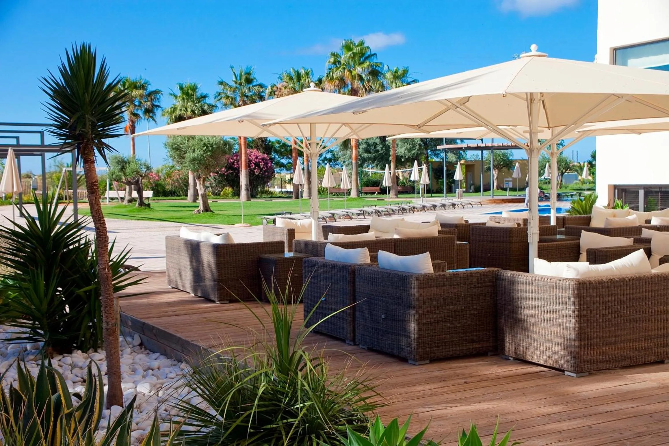 Garden in OZADI Altura Beach Resort - Eurotel Altura