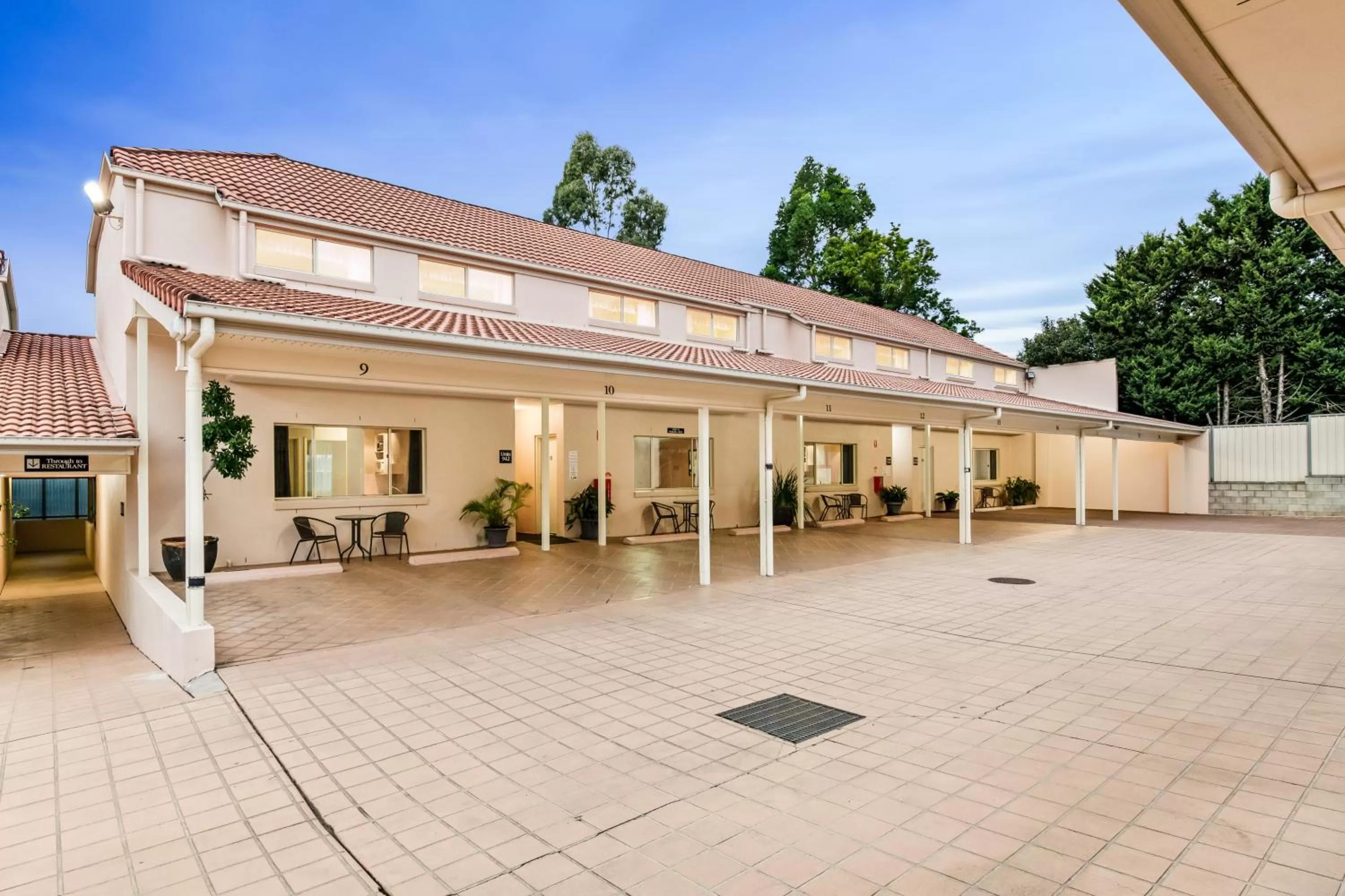 Property building in Villa Nova Motel