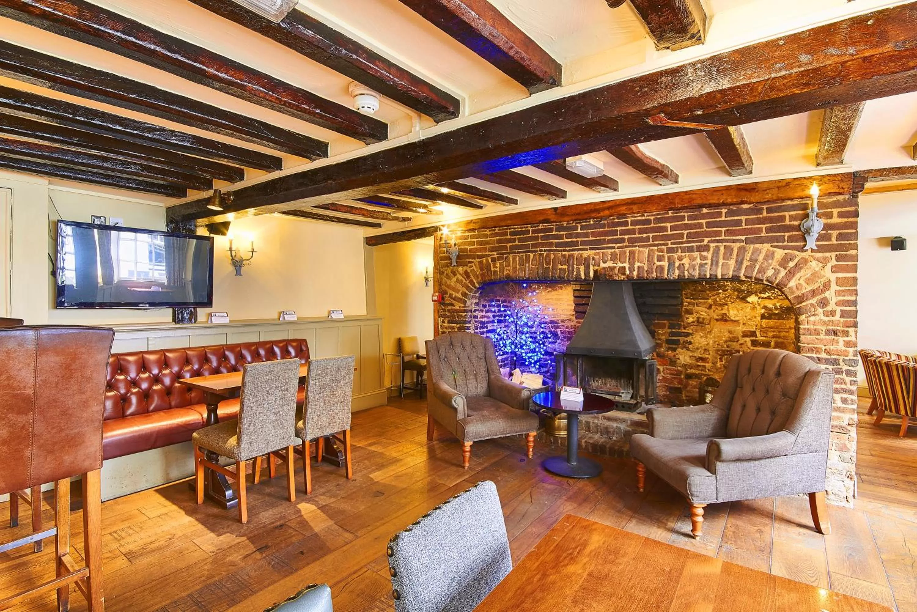 Lounge or bar in The George Hotel