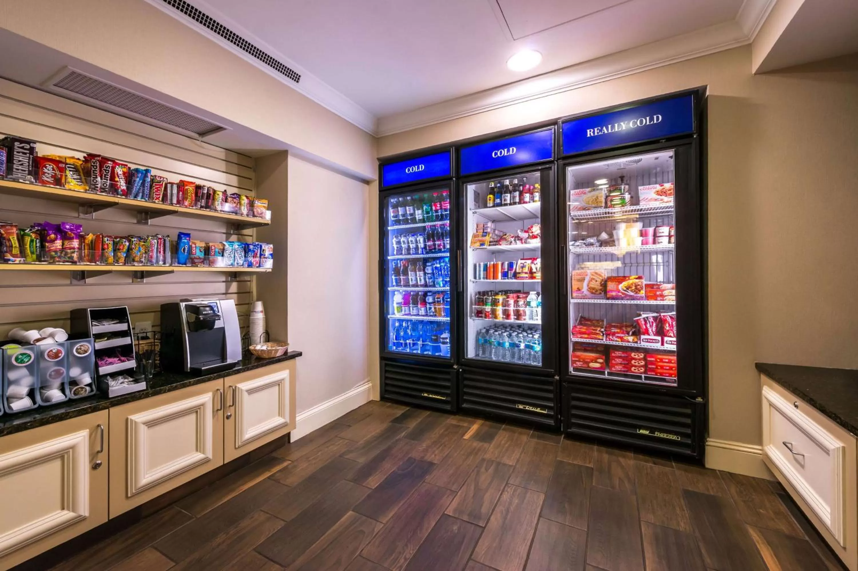 Restaurant/places to eat in Hilton Garden Inn Detroit Southfield