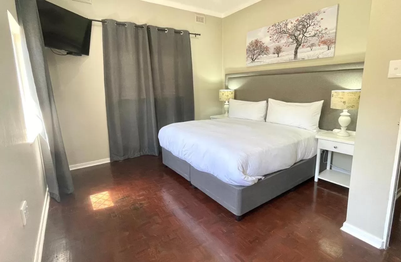 Bedroom, Bed in The Gregory