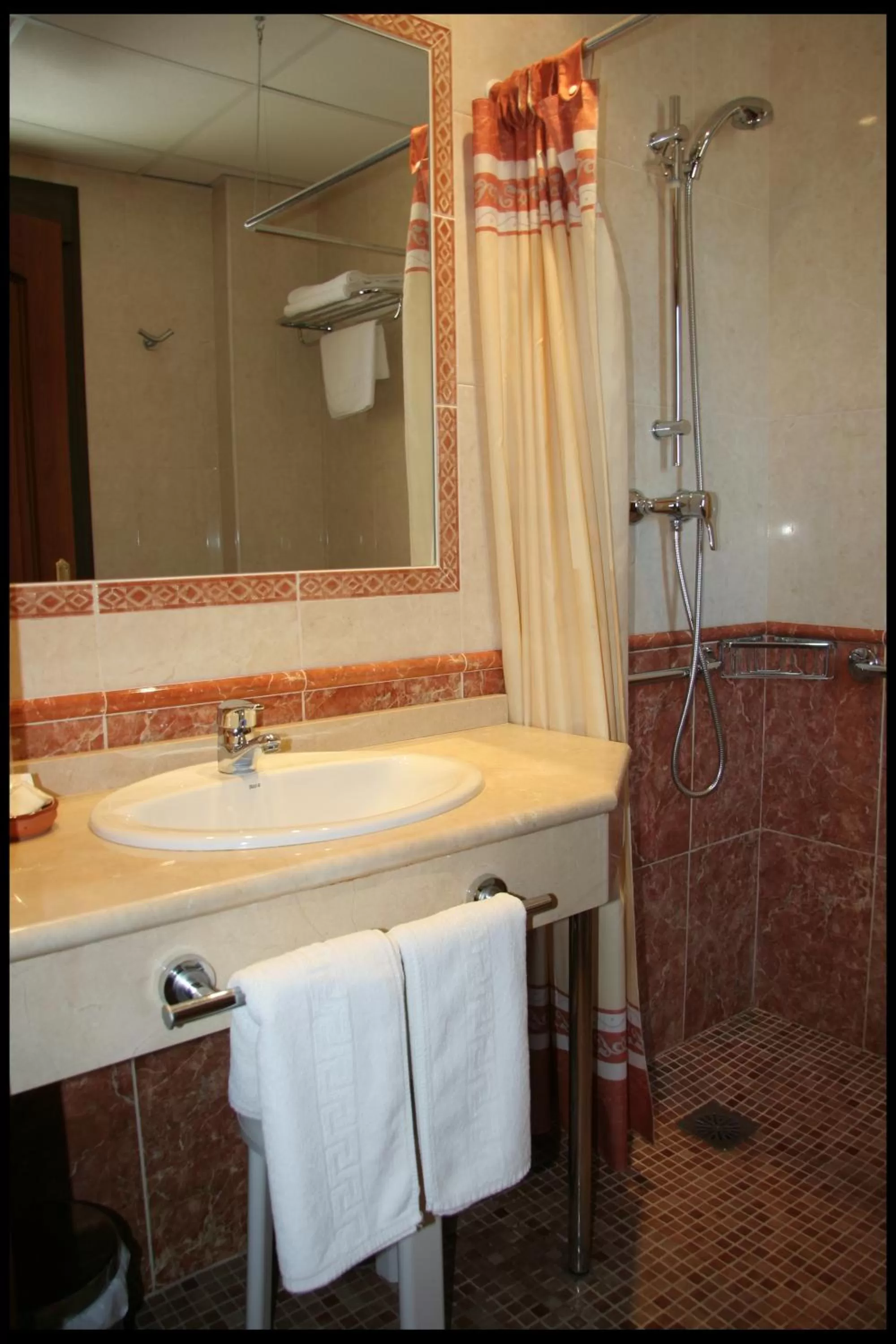Bathroom in La Posada del Molino