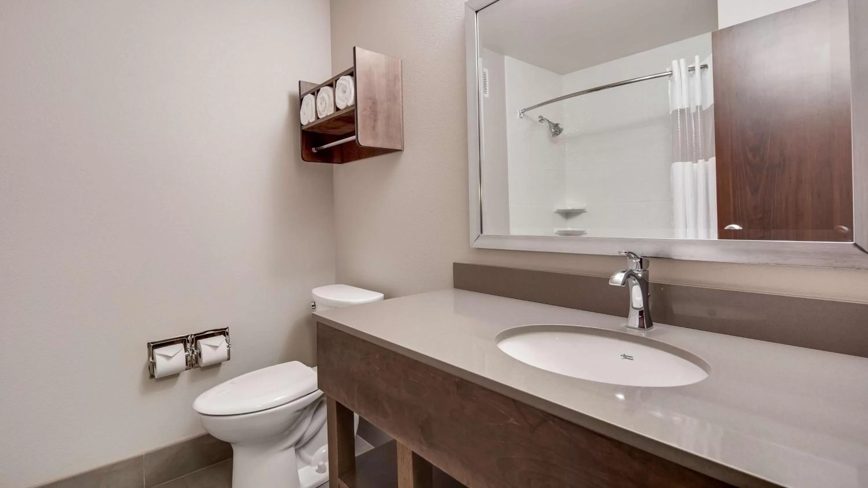 Bathroom in Best Western Plus Spokane North