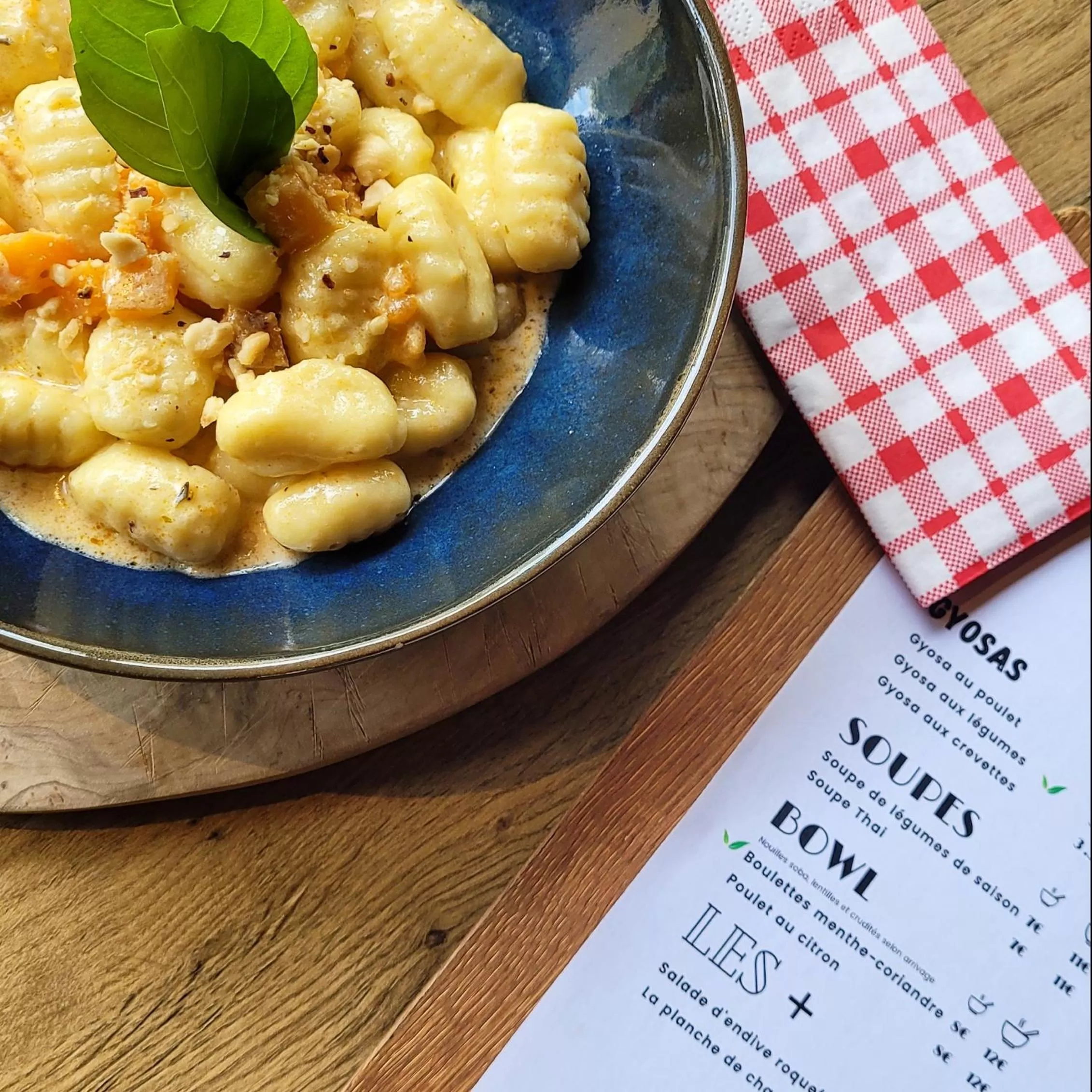 Restaurant/places to eat in ibis Aix en Provence