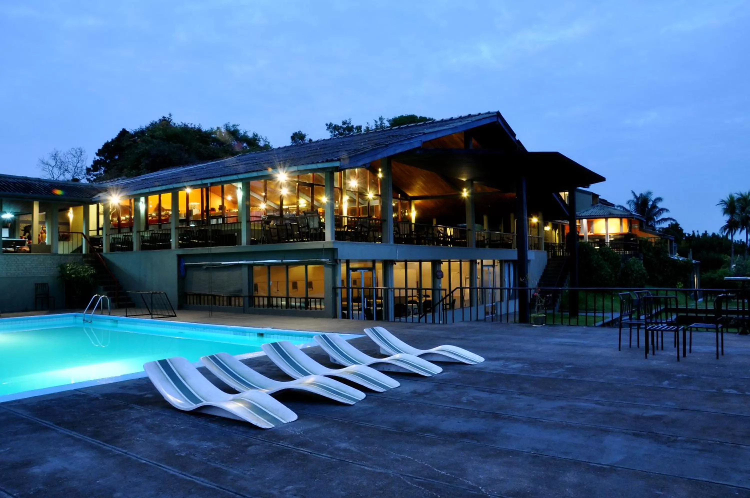 Property building in Lavendish Lake Giritale - Former Giritale Hotel