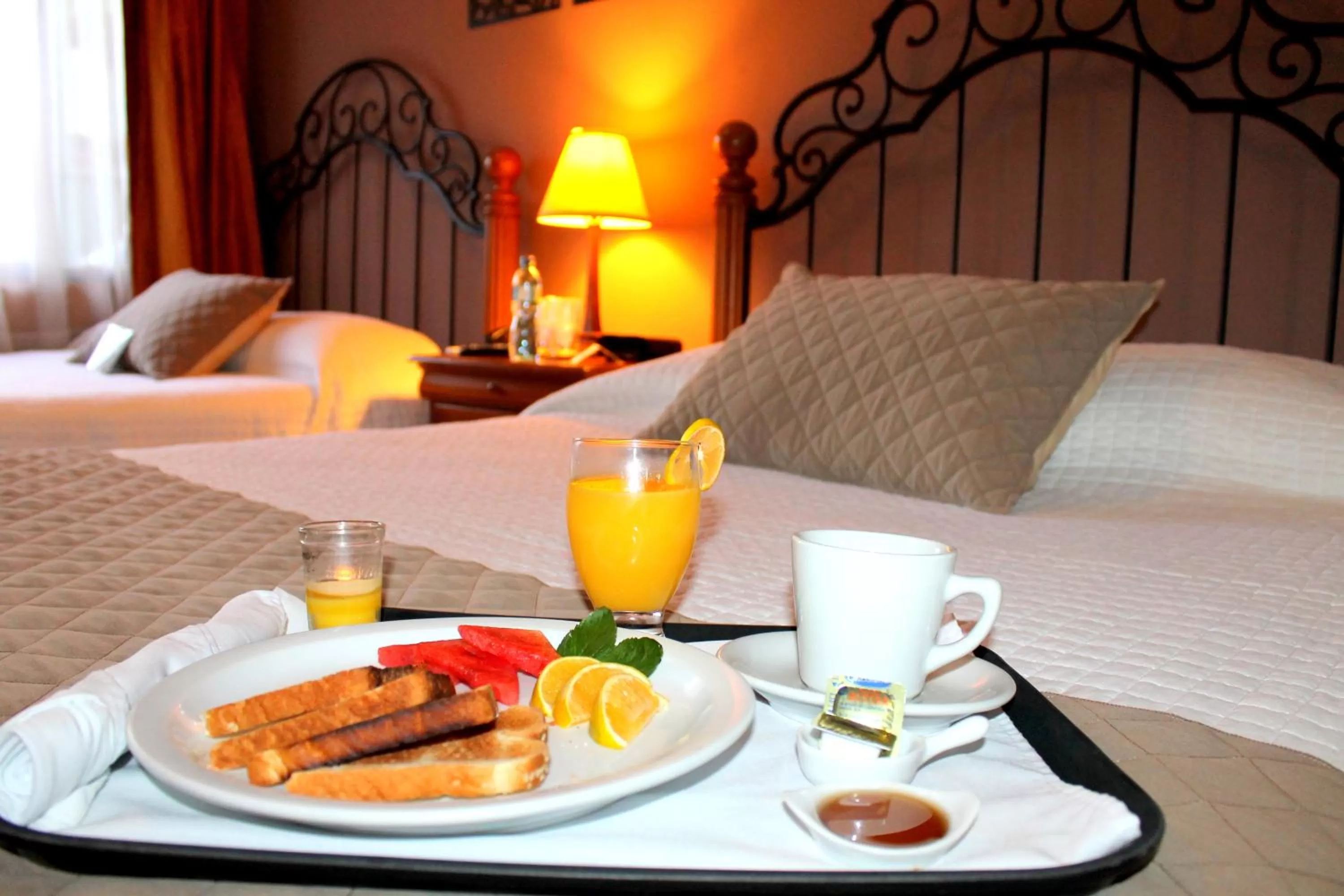 Breakfast, Bed in Las Magnolias Hotel Boutique