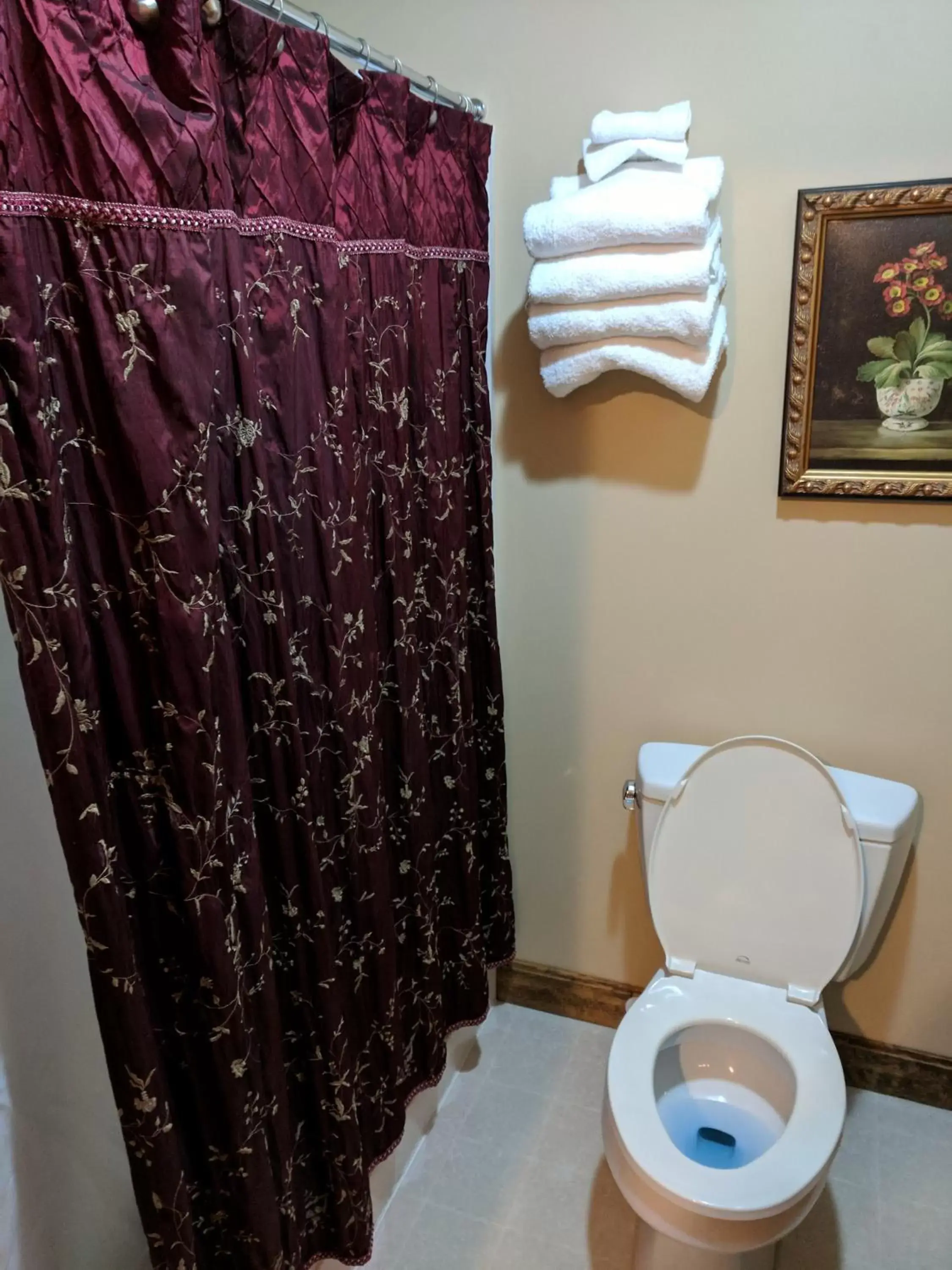 Queen Room in Greenbrier Inn Killington Queen Room in Greenbrier Inn Killington