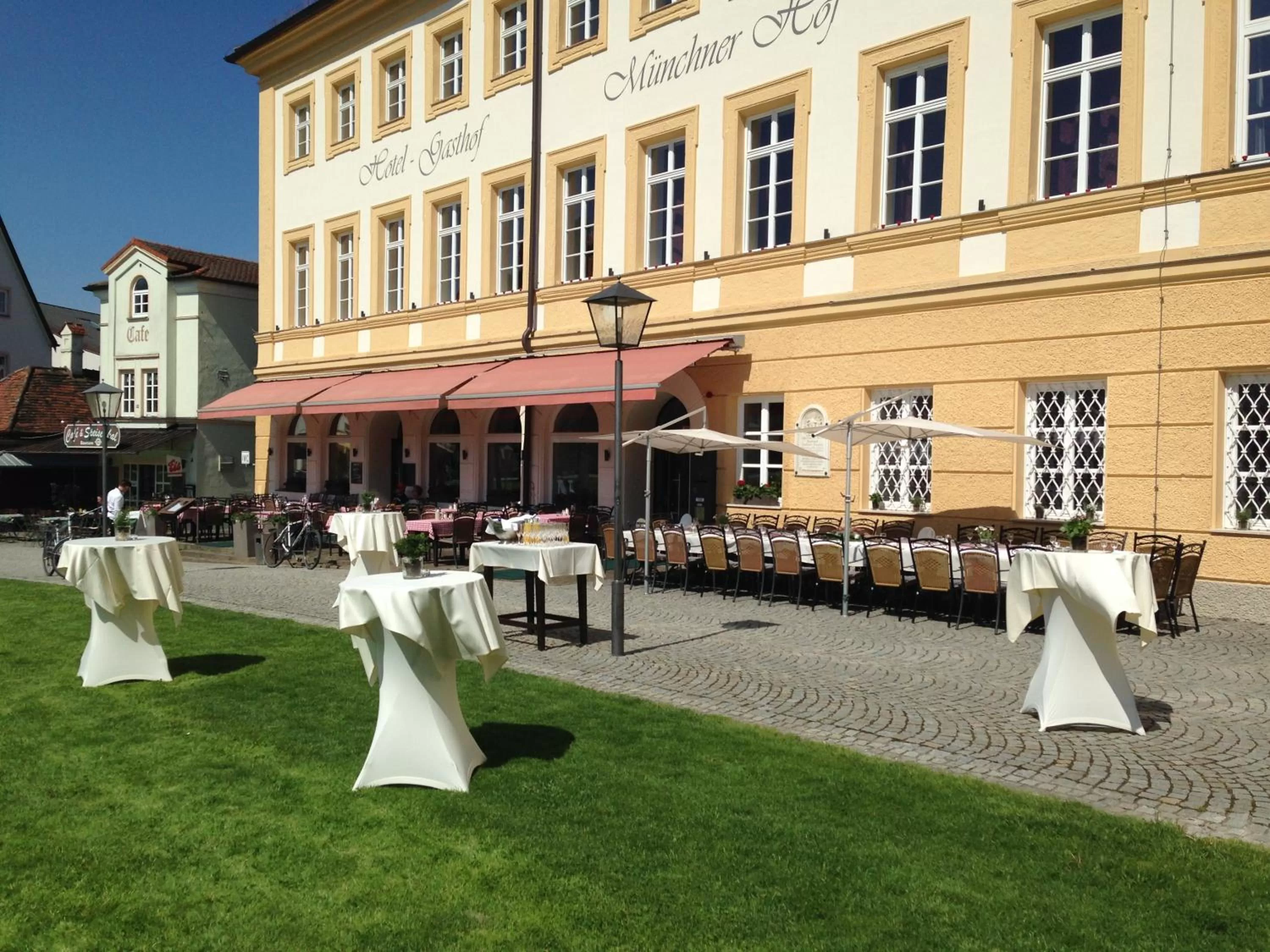 Facade/entrance in Hotel Münchner Hof